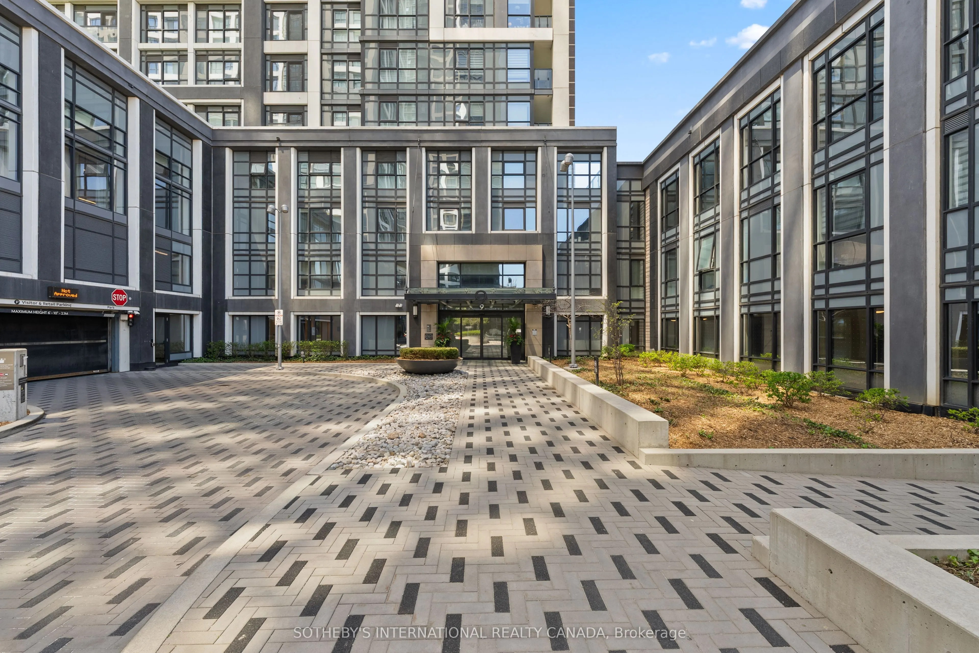 9 Mabelle Avenue #PH 22