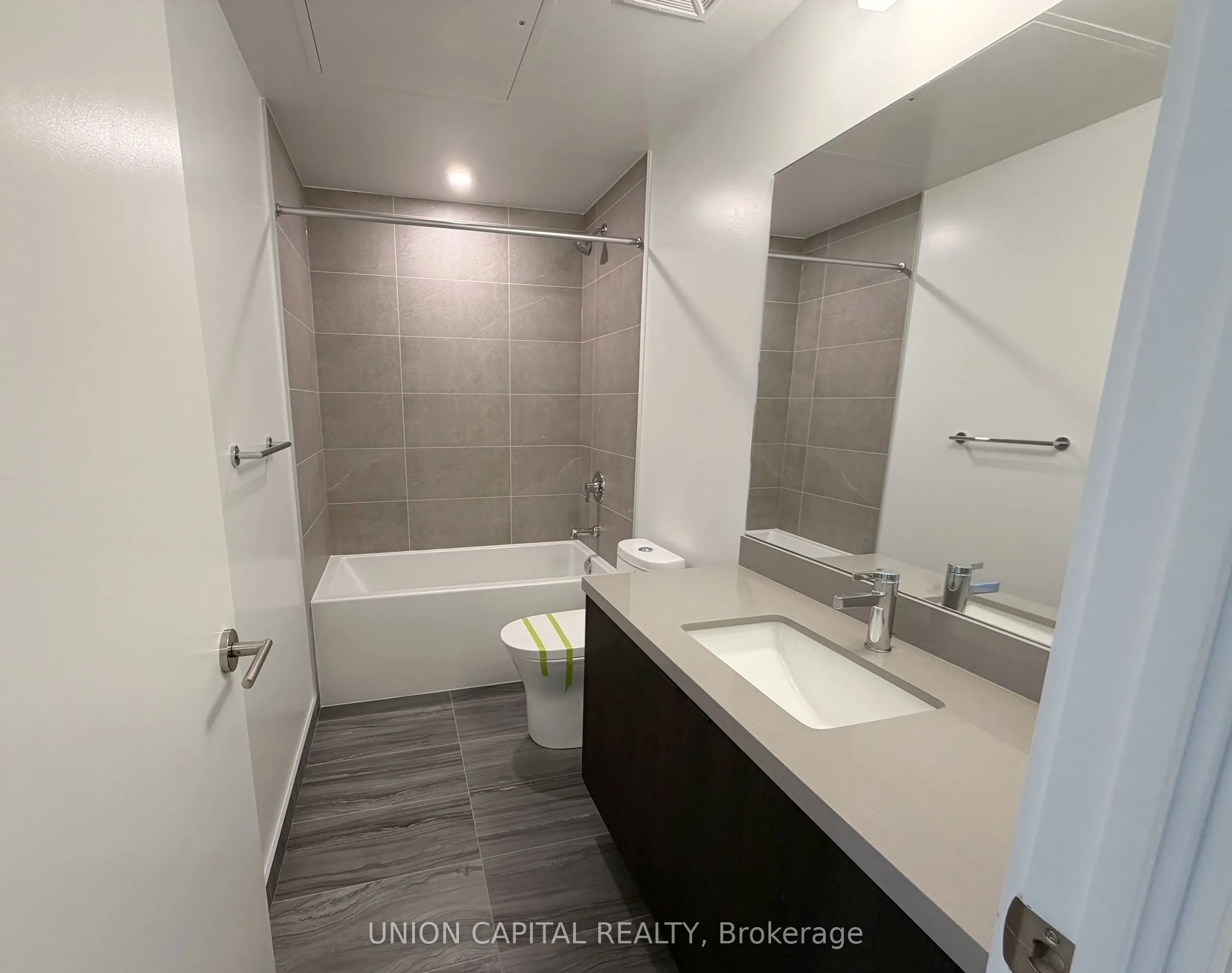 2450 Bloor Street #305