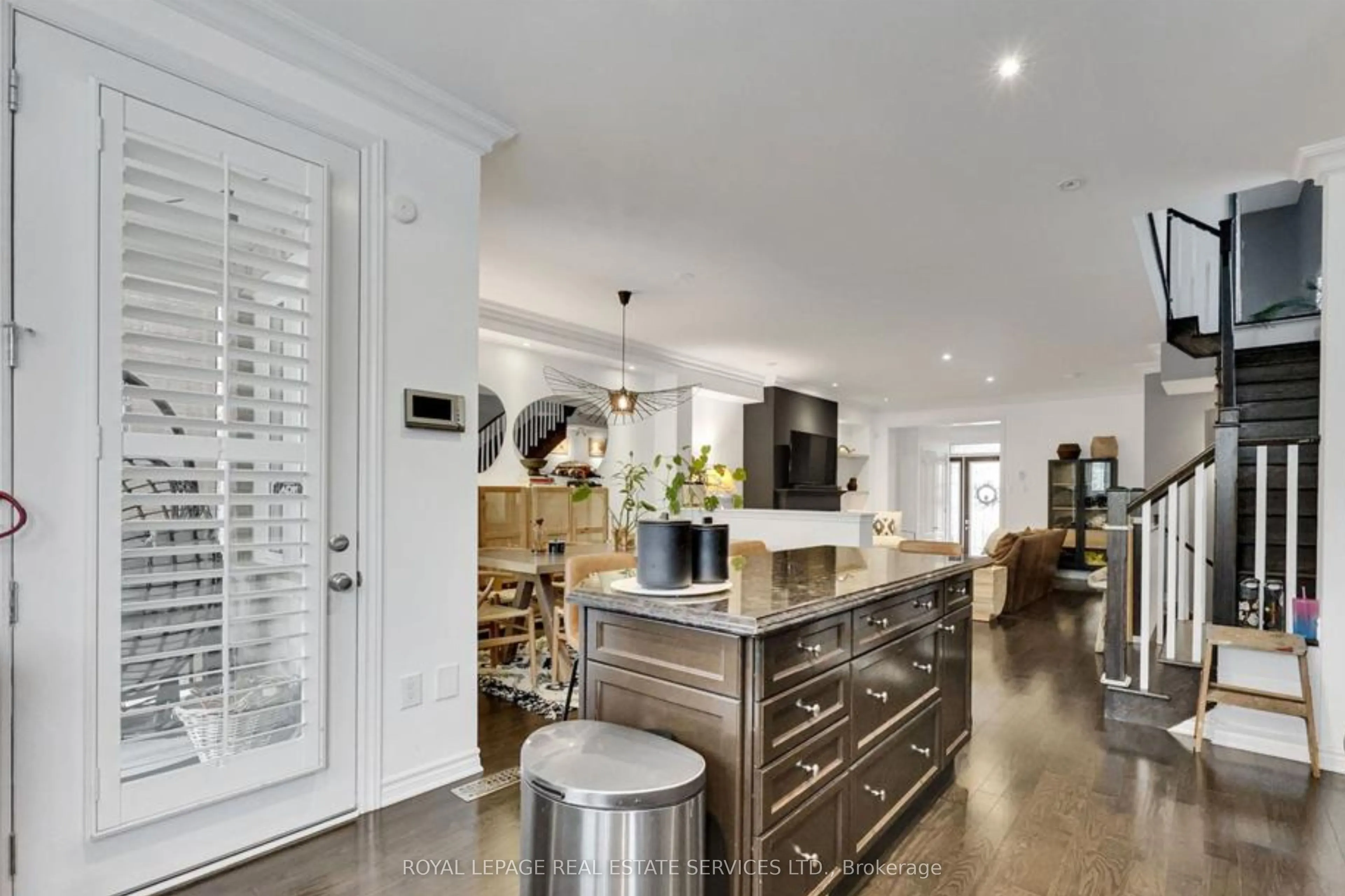 485 Pringle Avenue #25