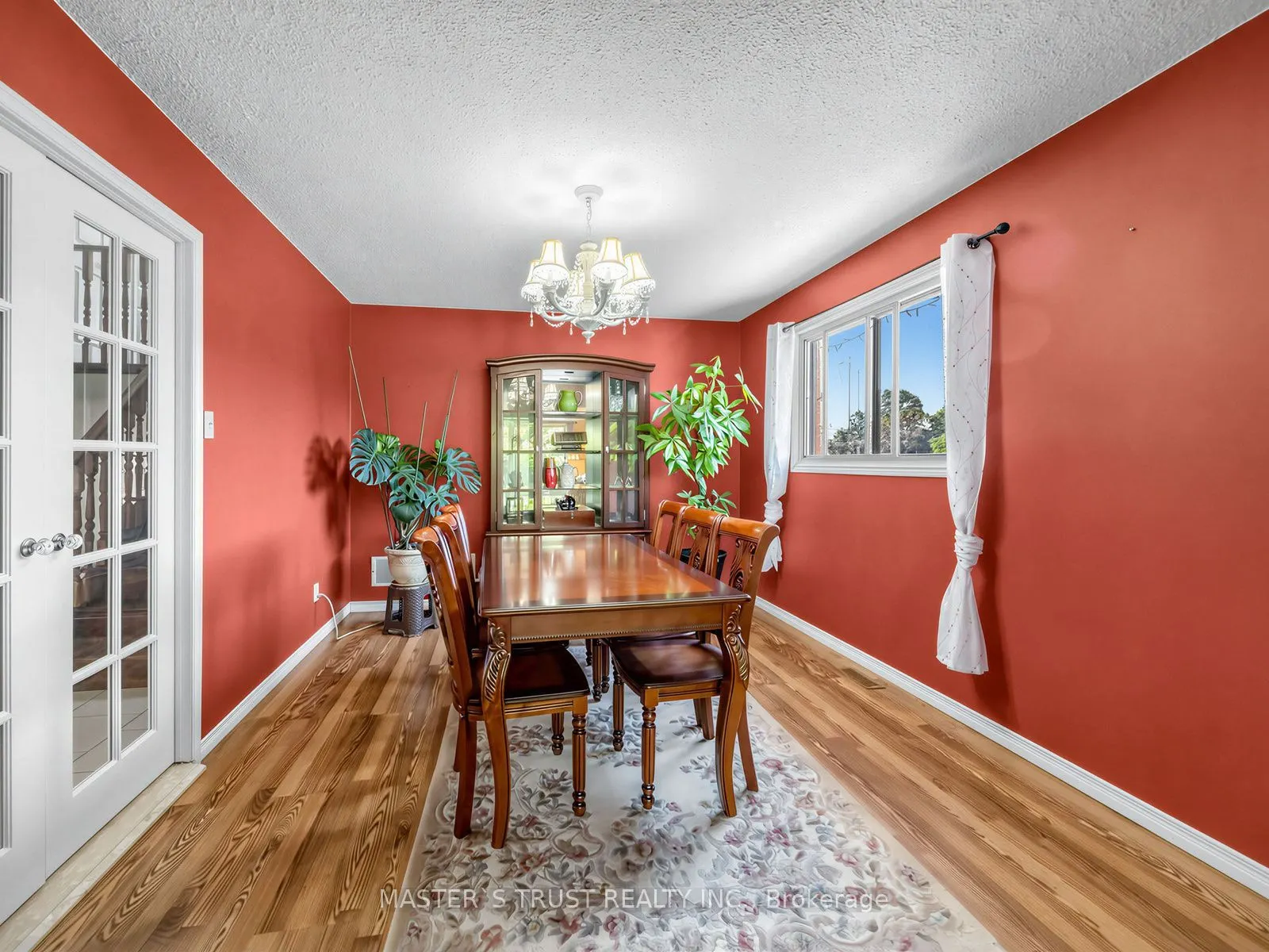858 Wetherby Lane