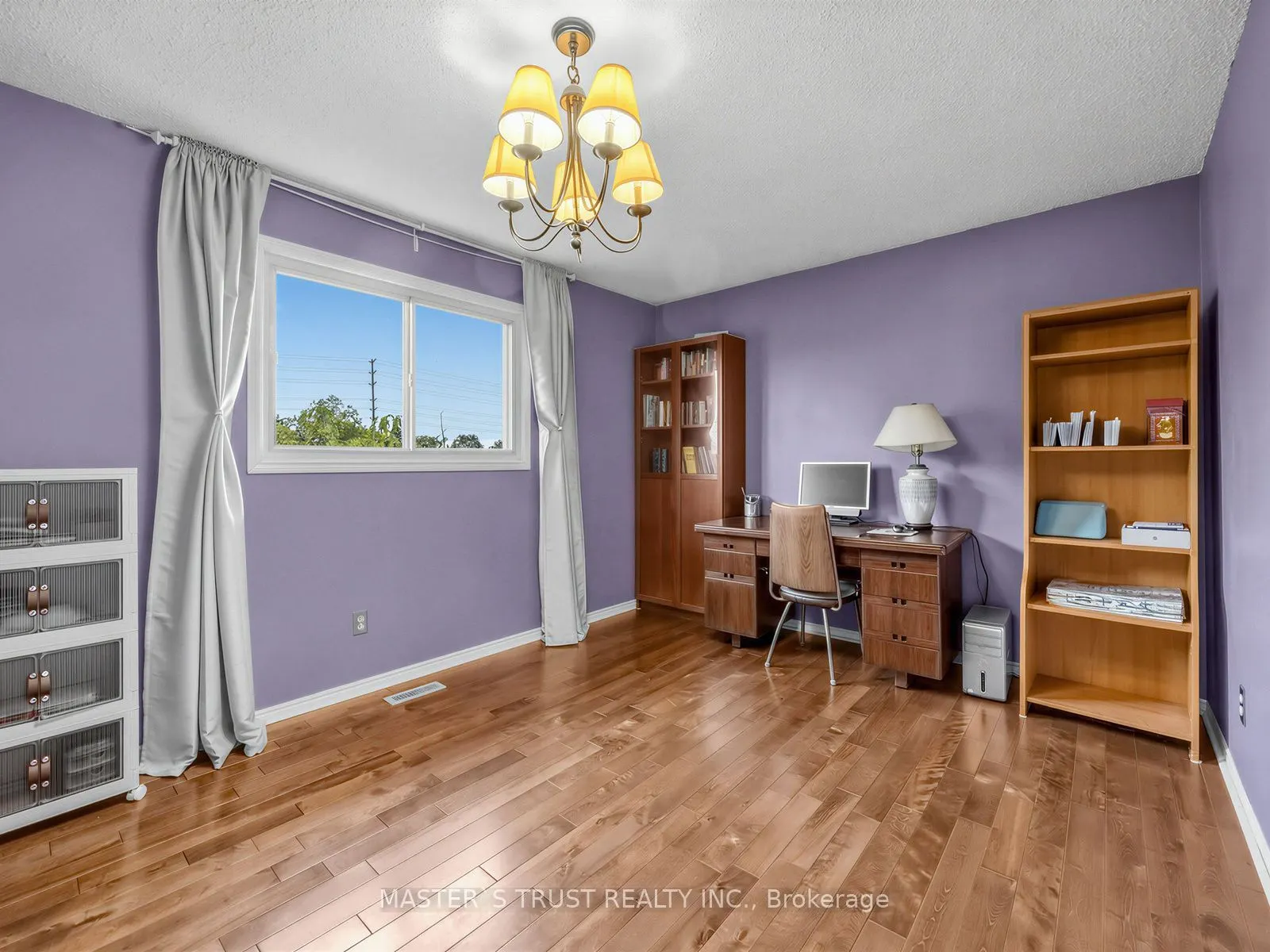 858 Wetherby Lane
