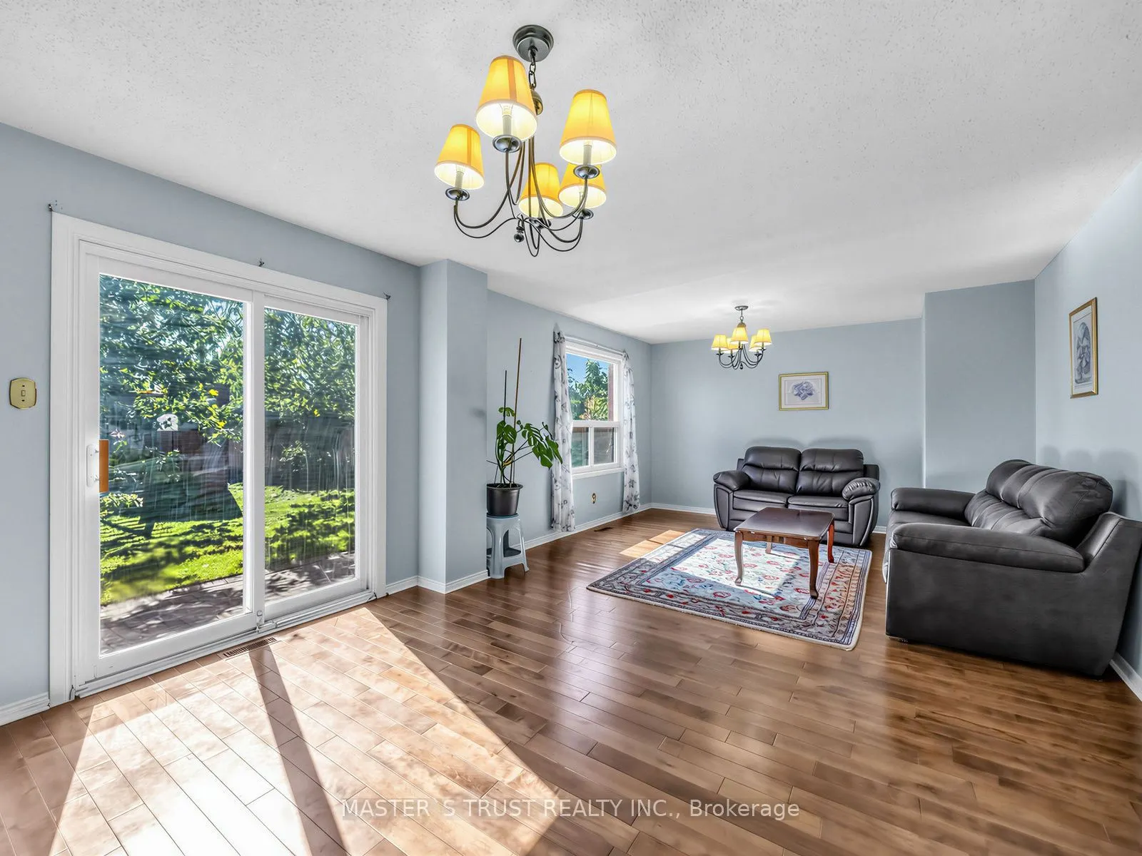 858 Wetherby Lane
