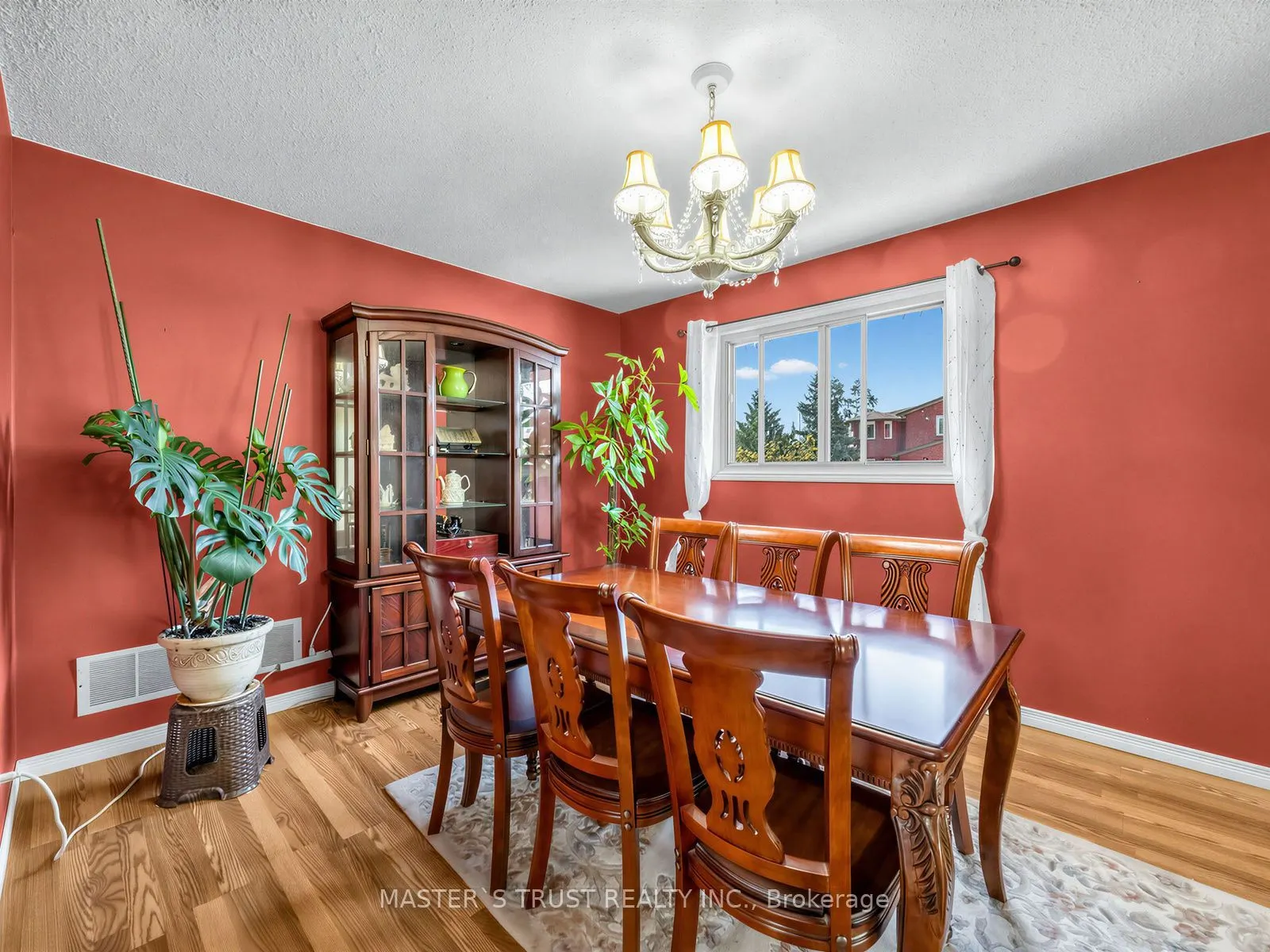 858 Wetherby Lane