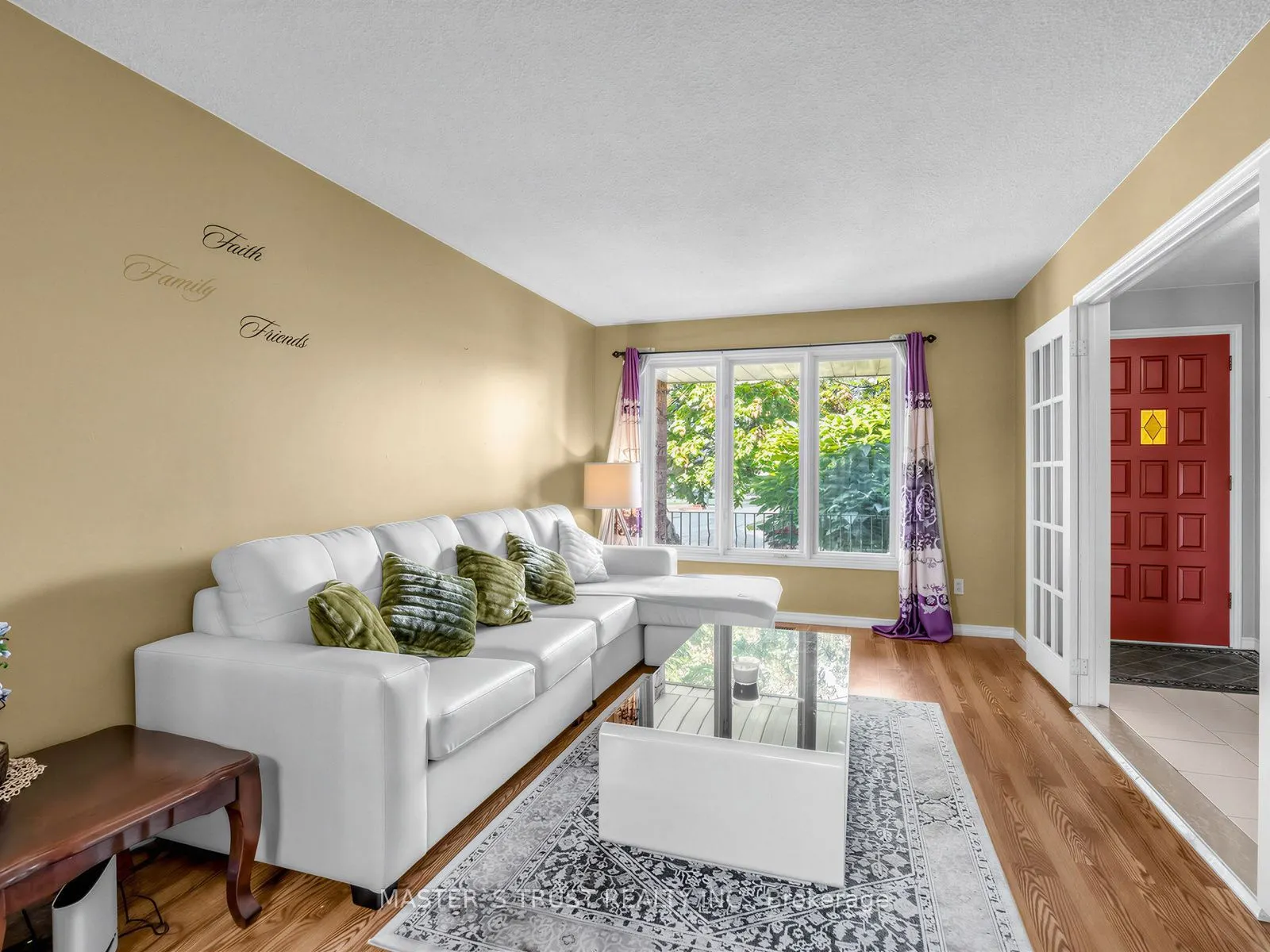 858 Wetherby Lane