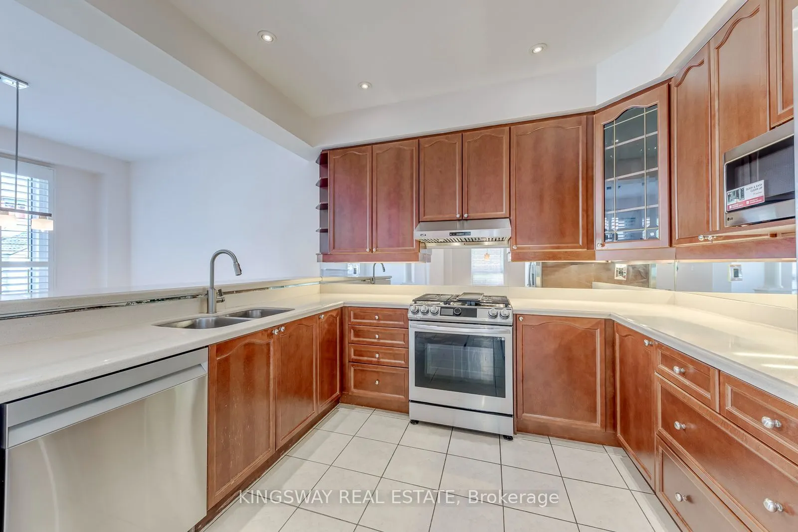 3133 Mission Hill Drive