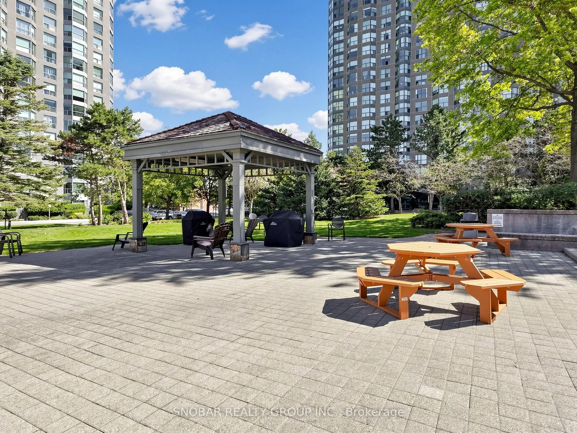 2155 Burnhamthorpe Road W #1511