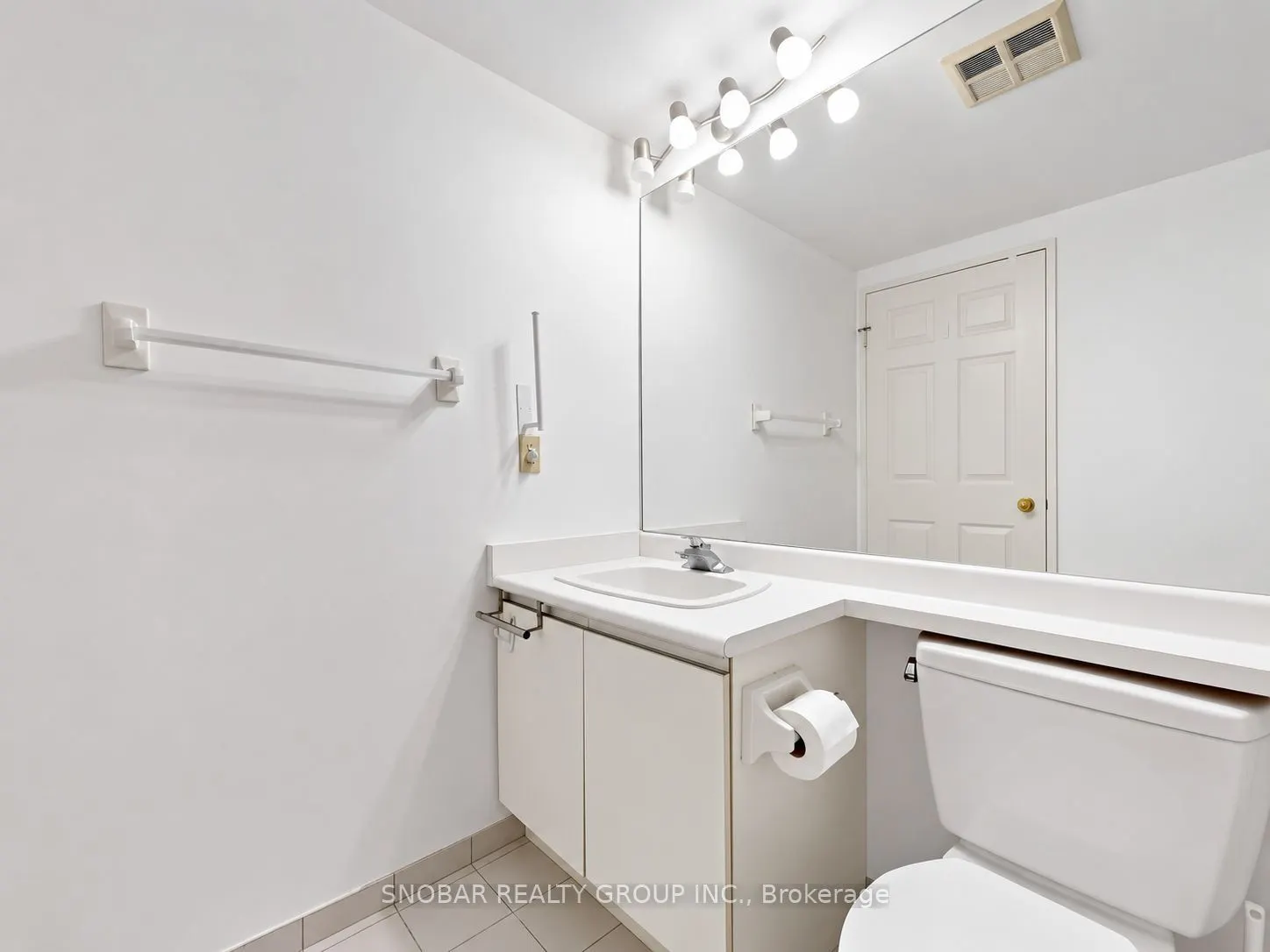2155 Burnhamthorpe Road W #1511