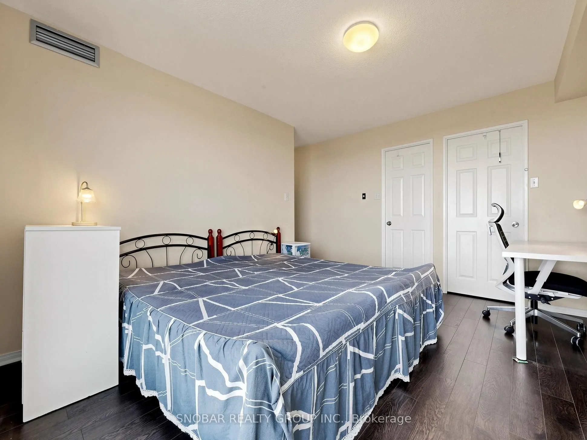 2155 Burnhamthorpe Road W #1511