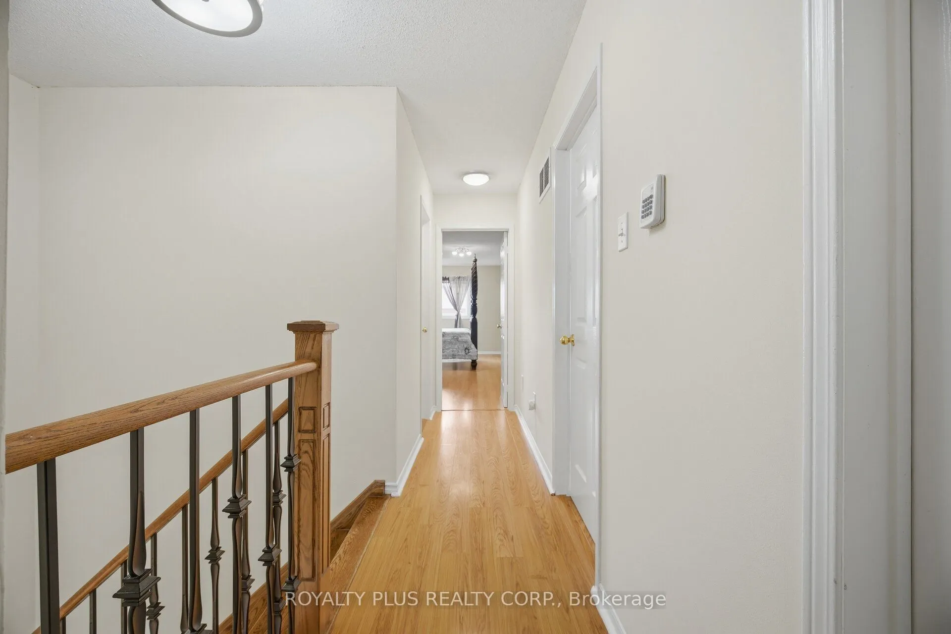 77 Arthurs Crescent