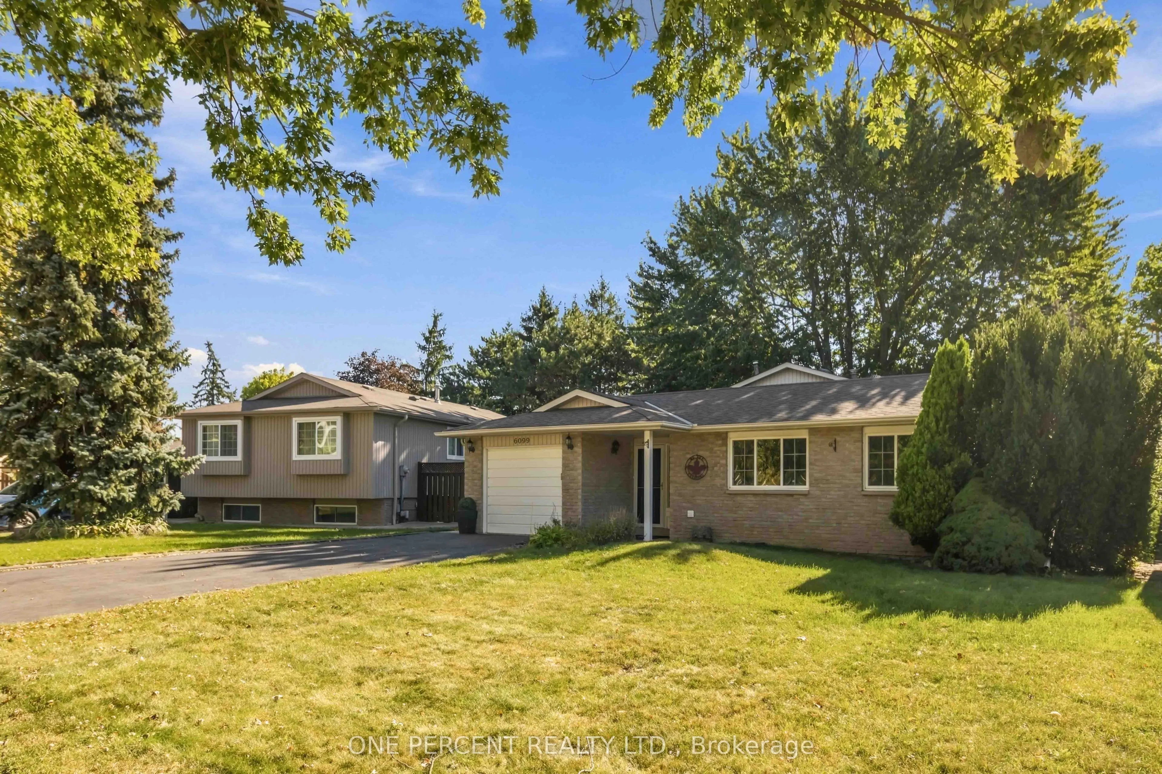 6099 Starfield Crescent
