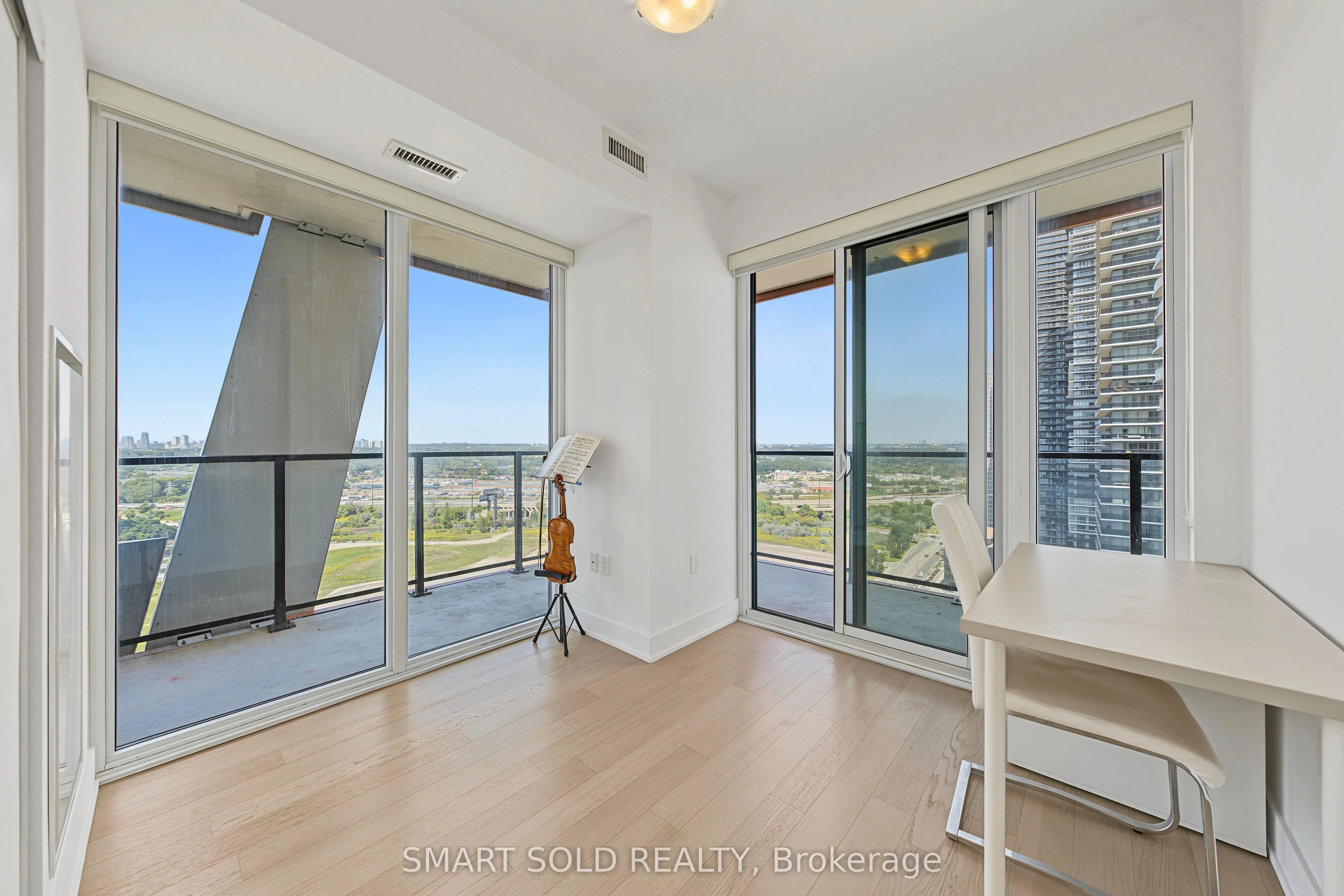 30 Shore Breeze Drive #2313