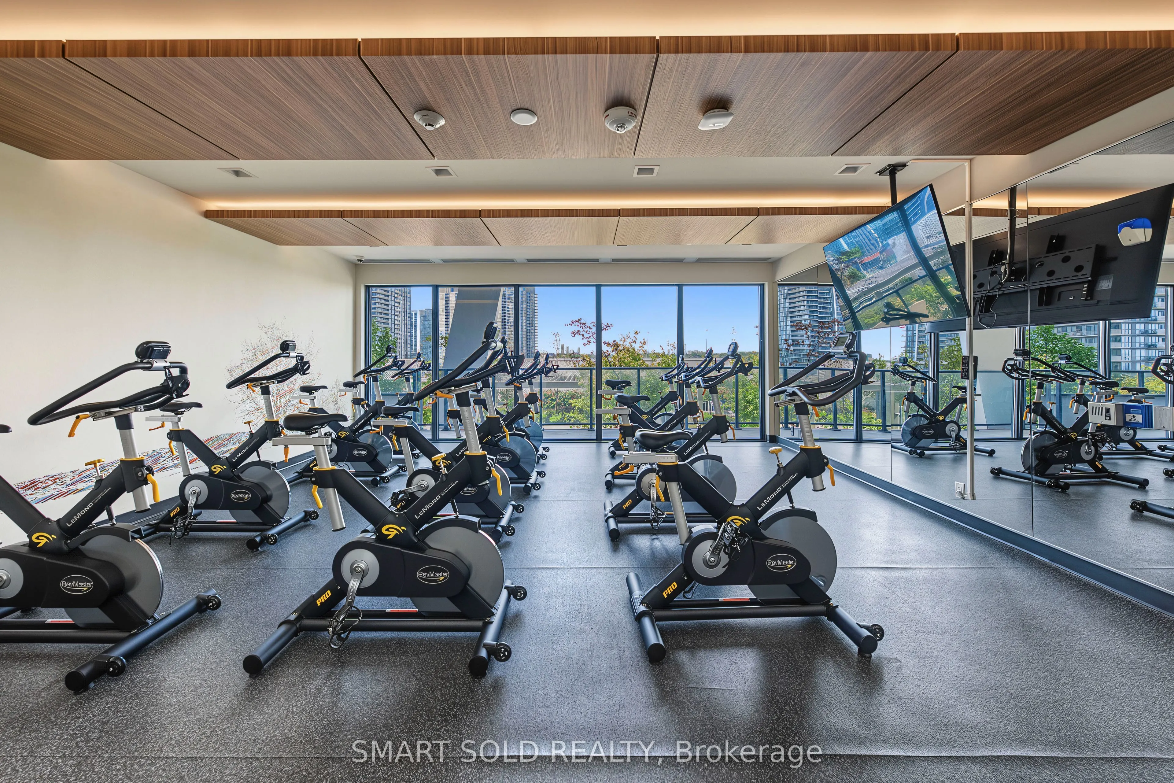 30 Shore Breeze Drive #2313