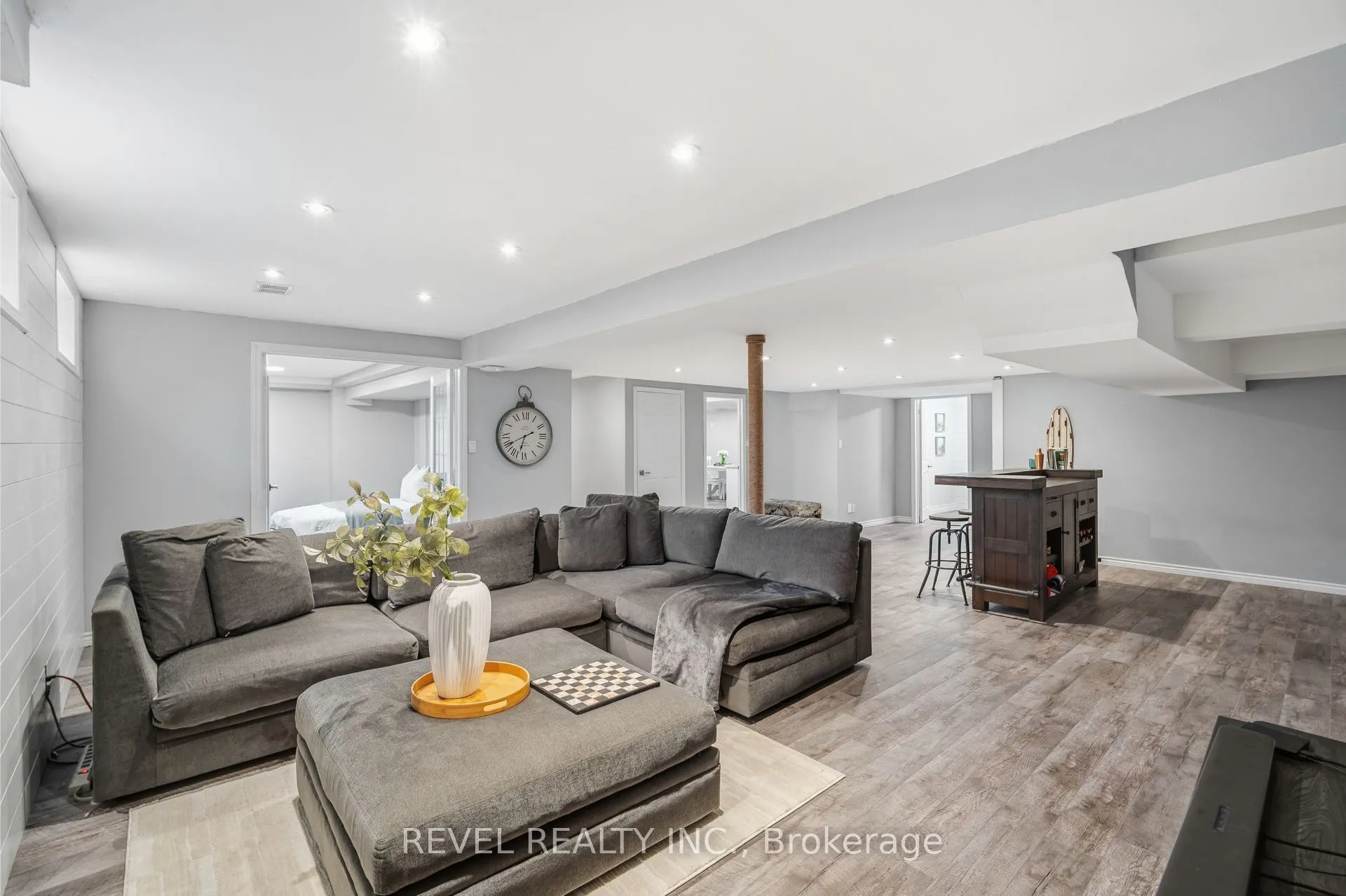 2255 Mohawk Trail