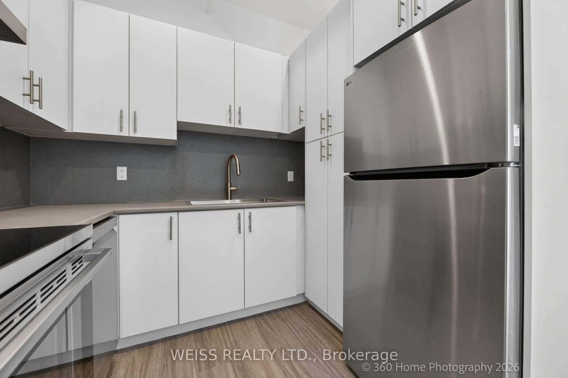 897 Lansdowne Avenue #2