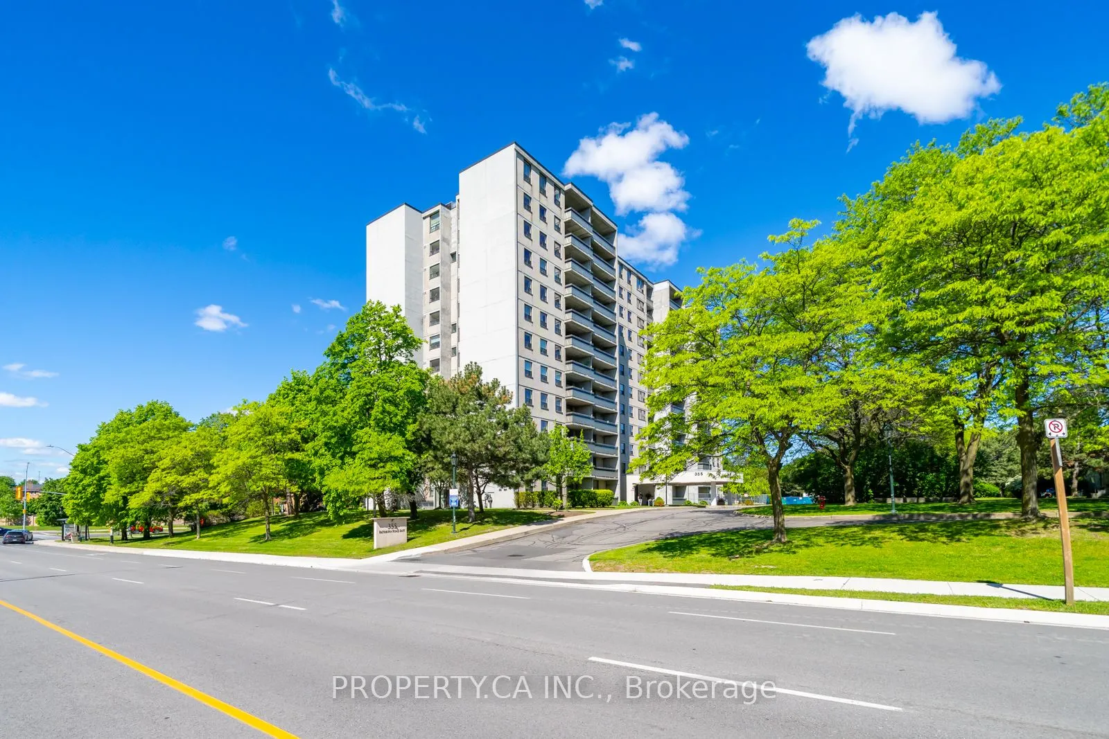 355 Rathburn Road E #1204