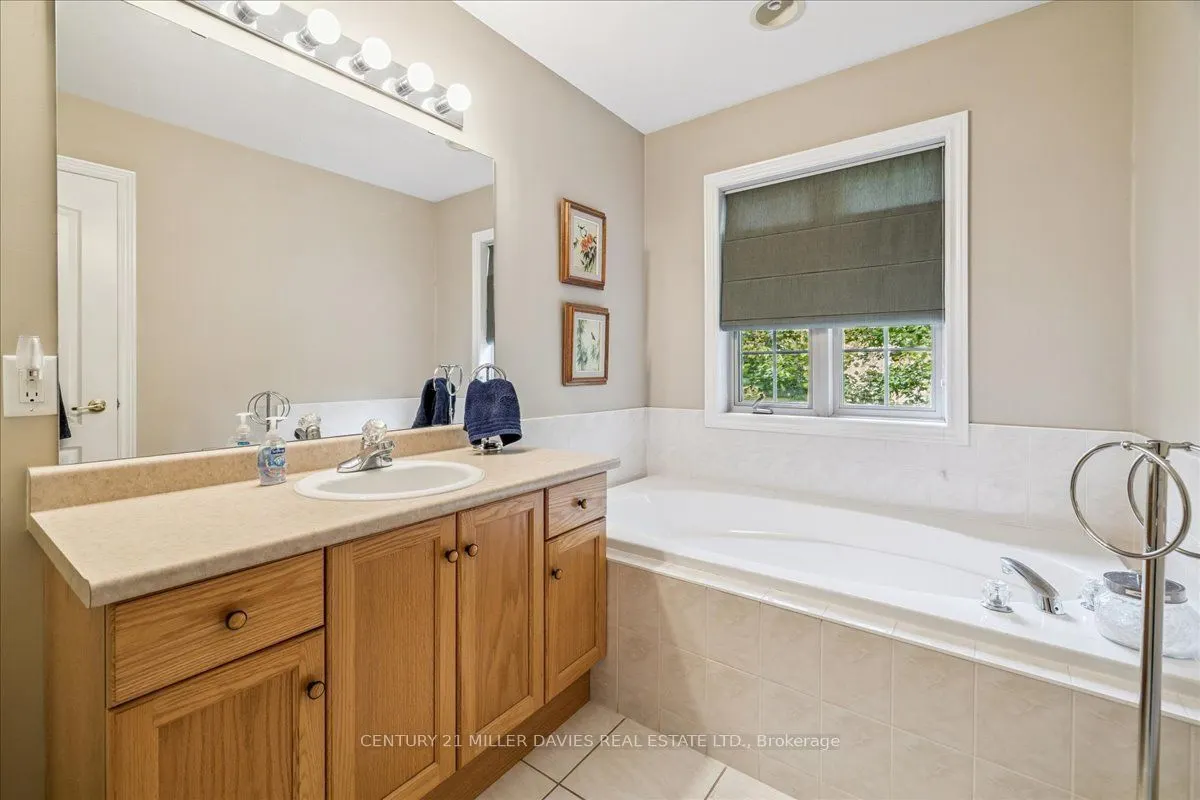 1019 North Shore Boulevard #8