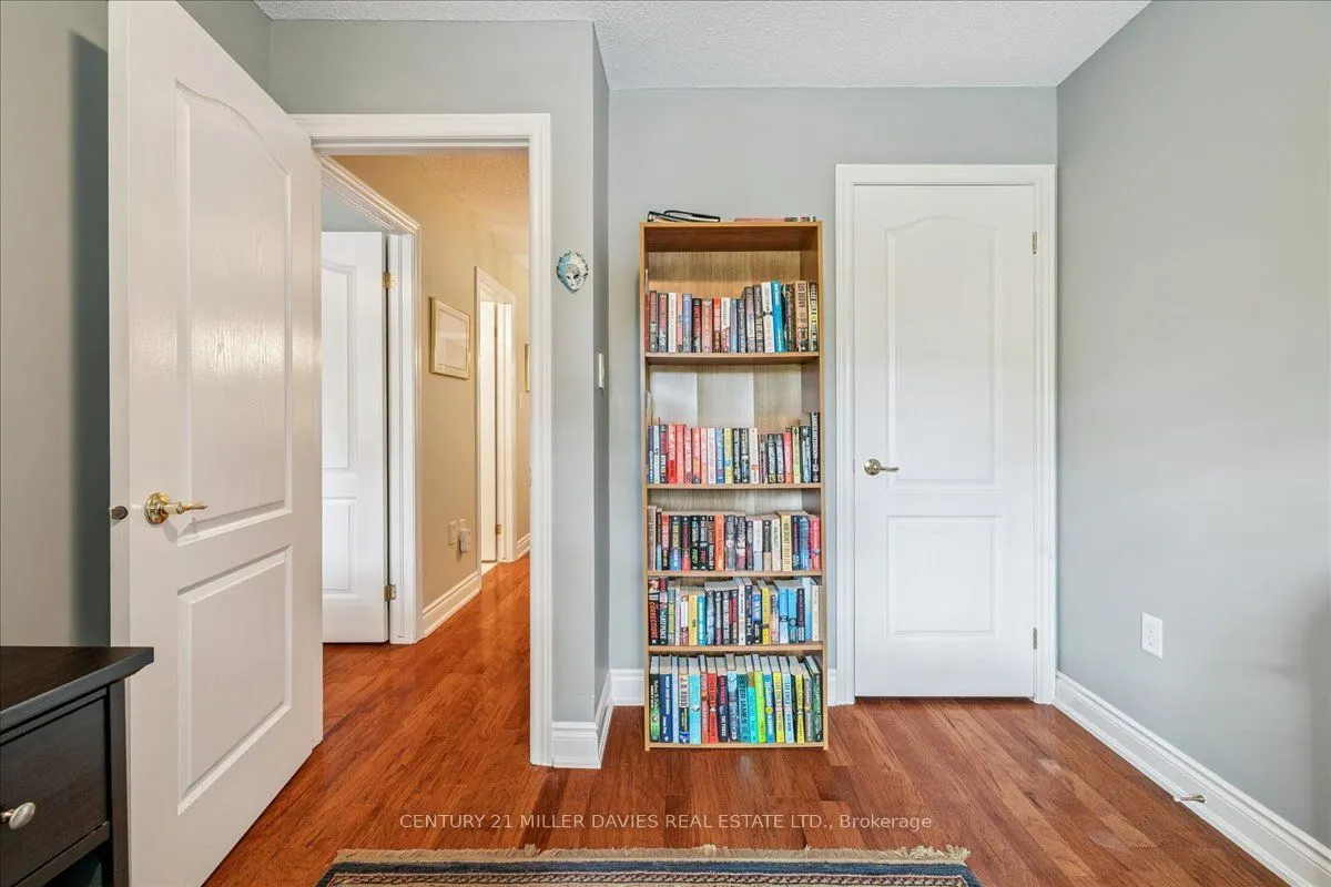 1019 North Shore Boulevard #8