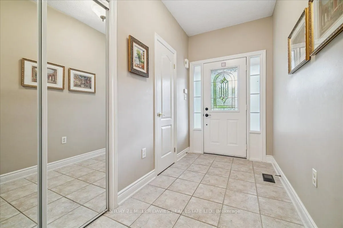 1019 North Shore Boulevard #8
