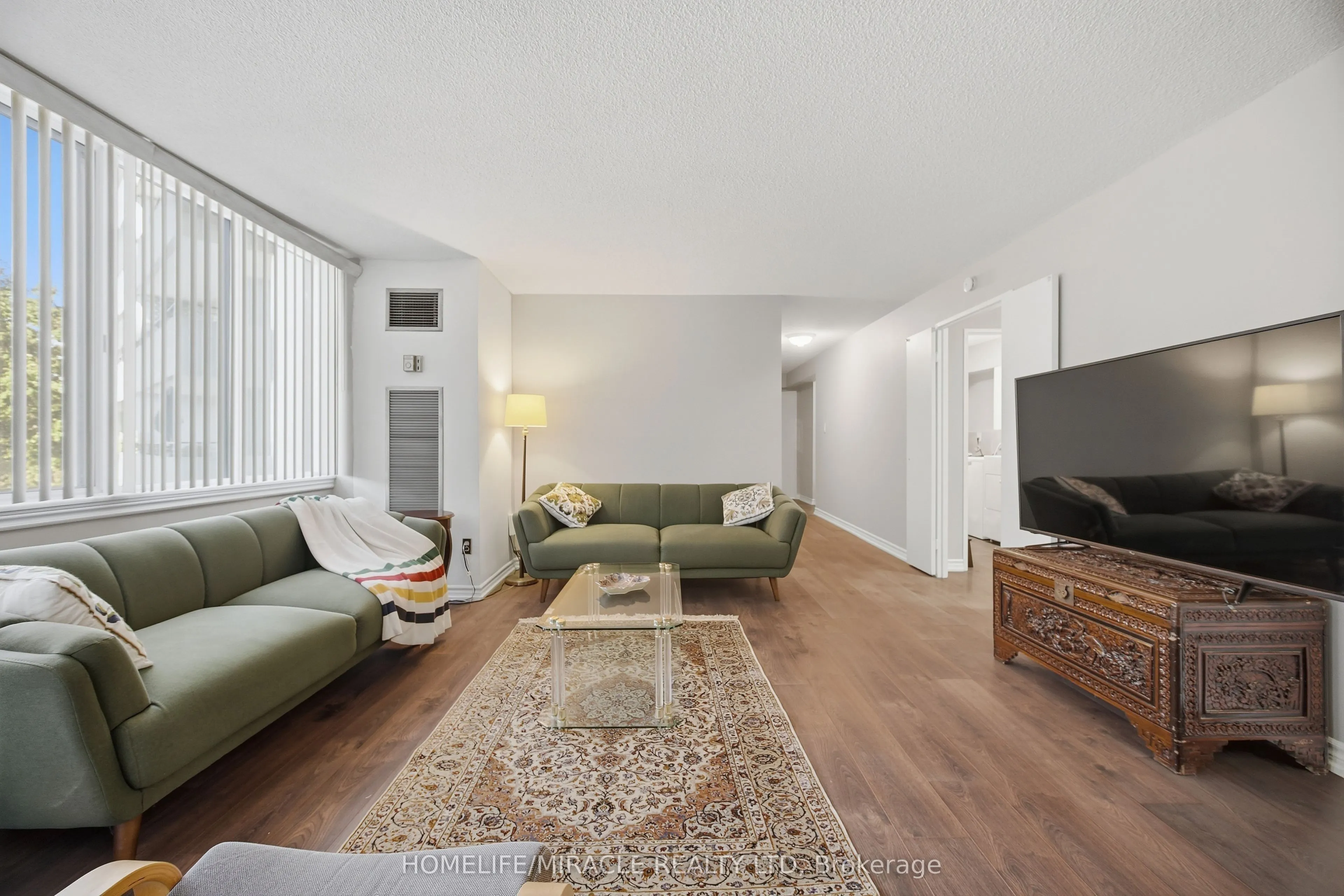 1320 Mississauga Valley Boulevard #209