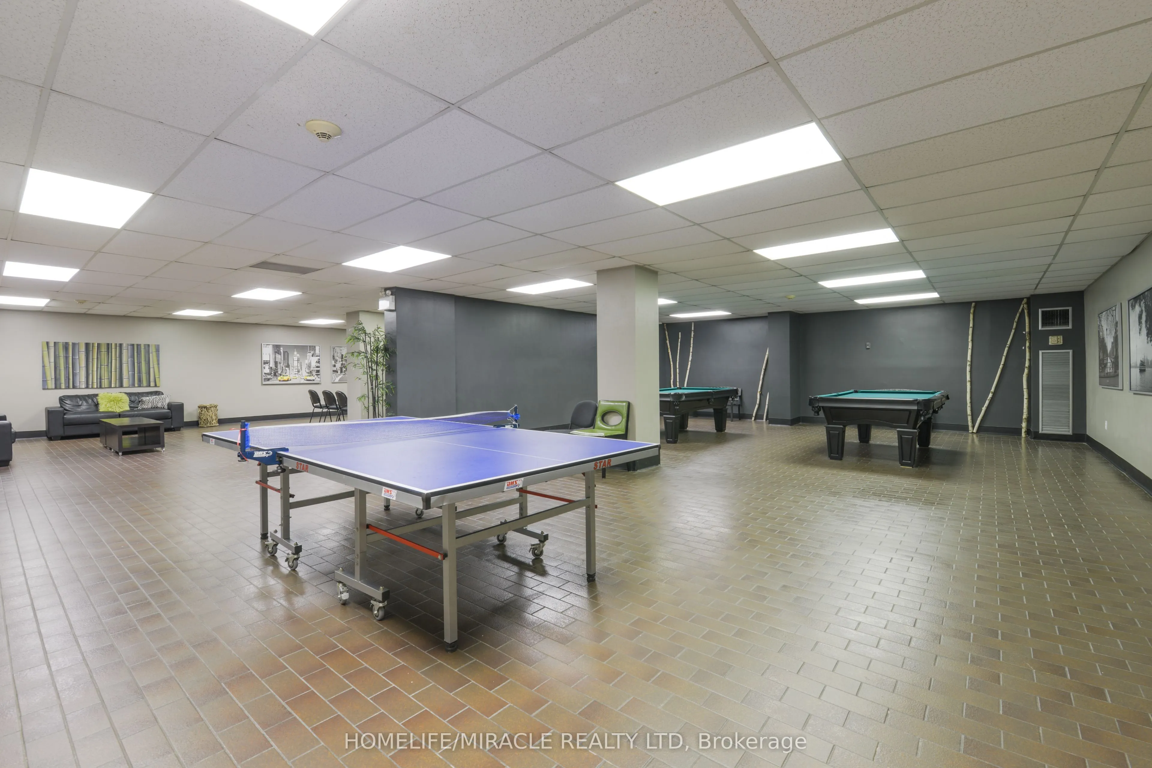 1320 Mississauga Valley Boulevard #209