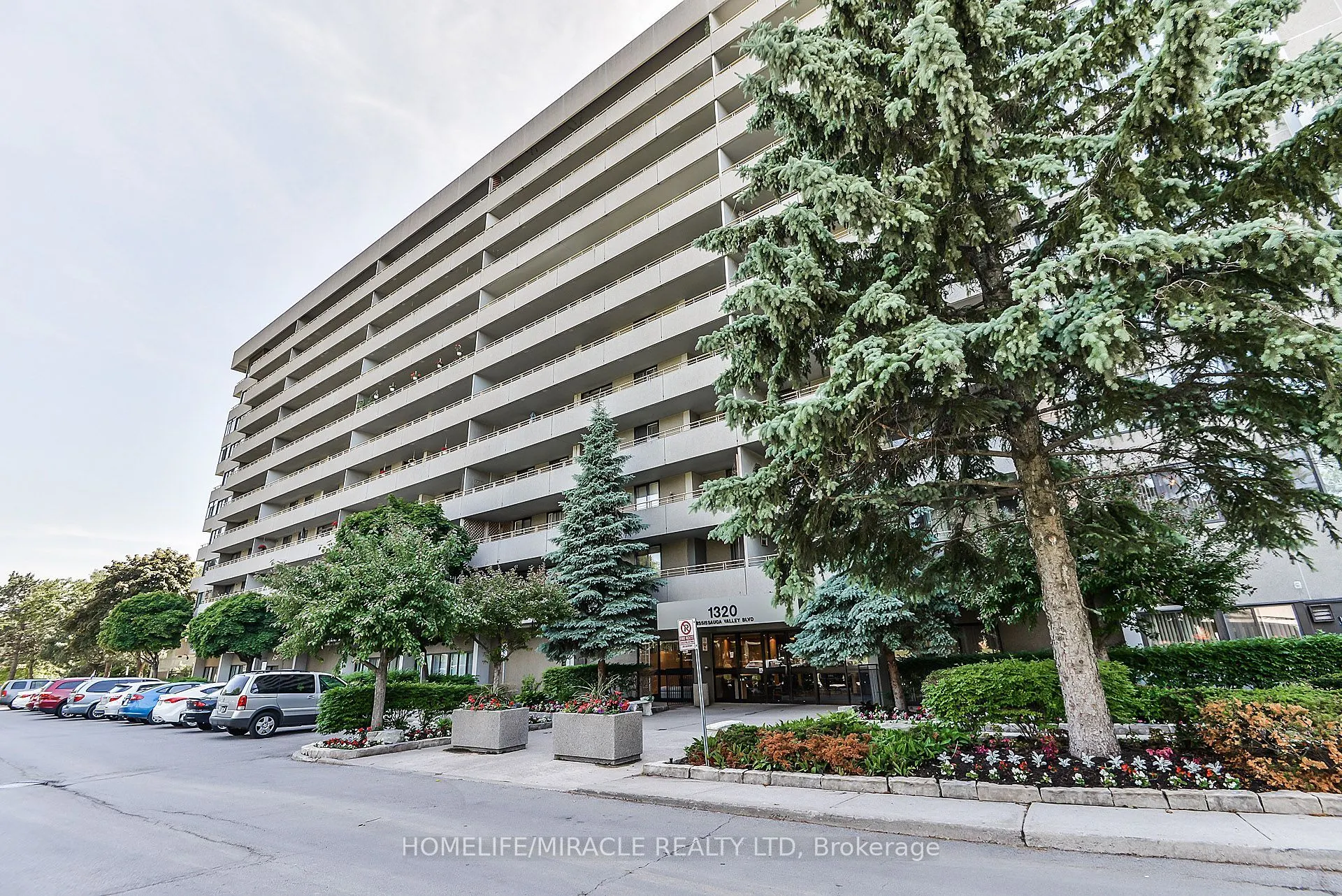1320 Mississauga Valley Boulevard #209