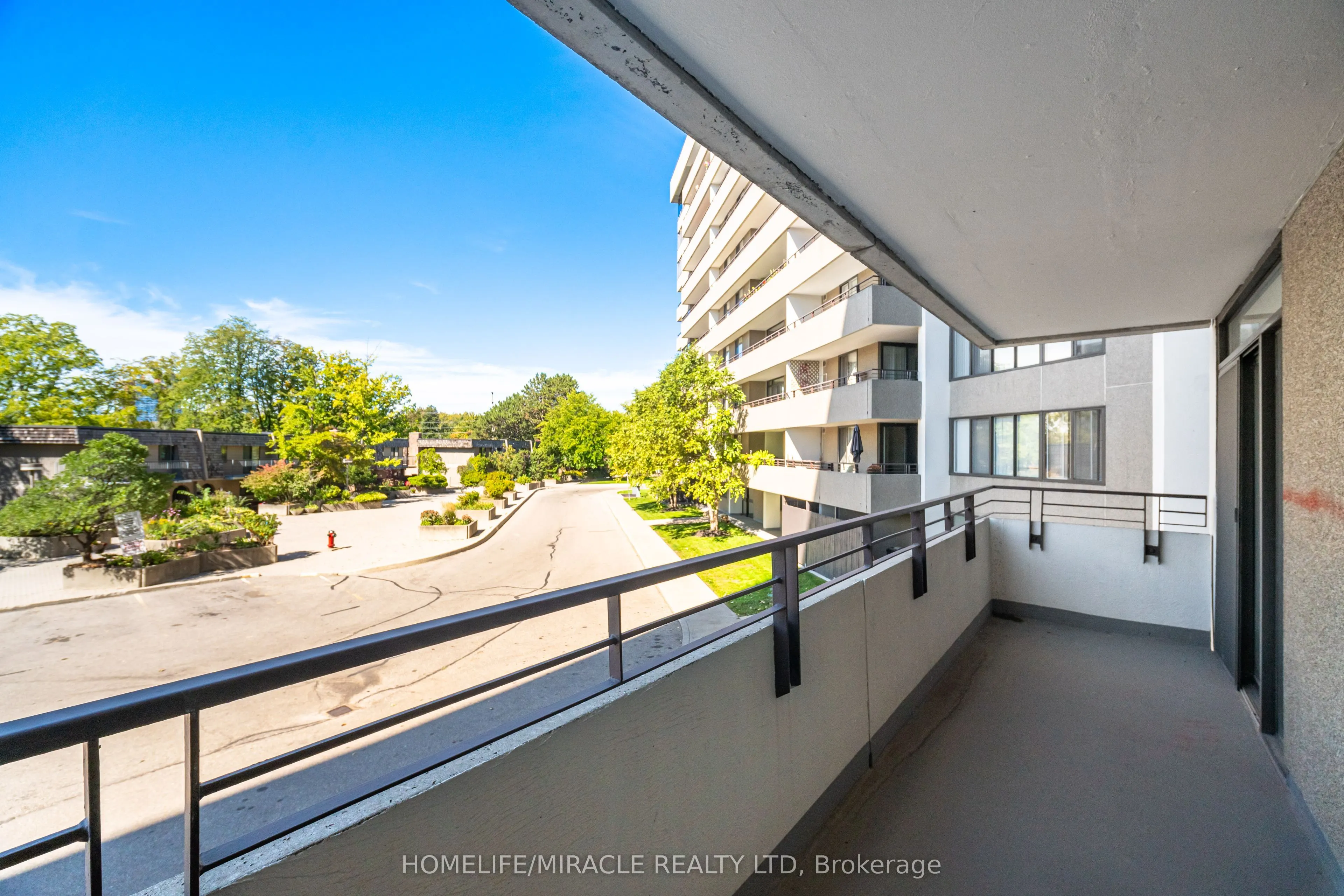 1320 Mississauga Valley Boulevard #209