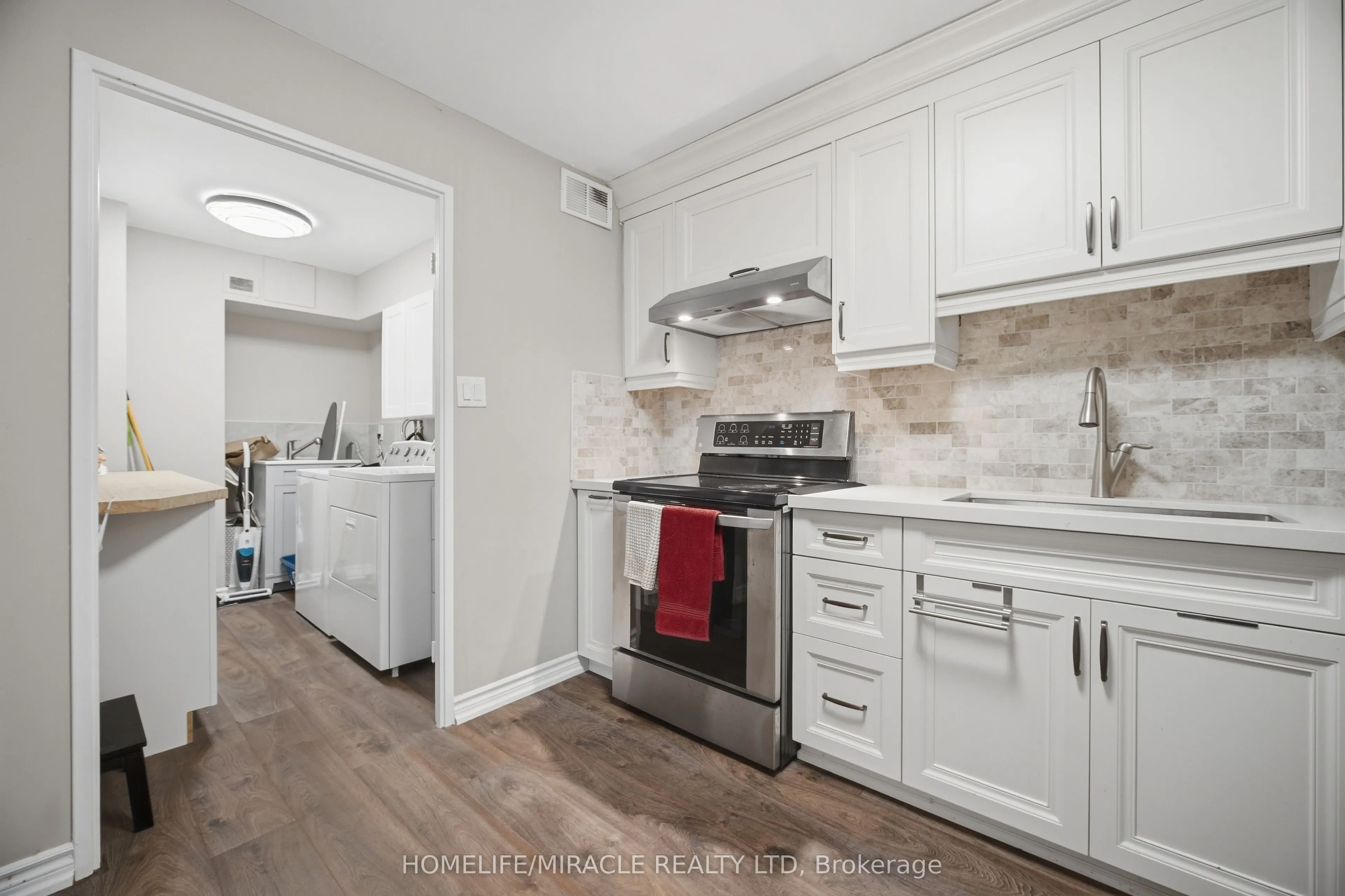 1320 Mississauga Valley Boulevard #209