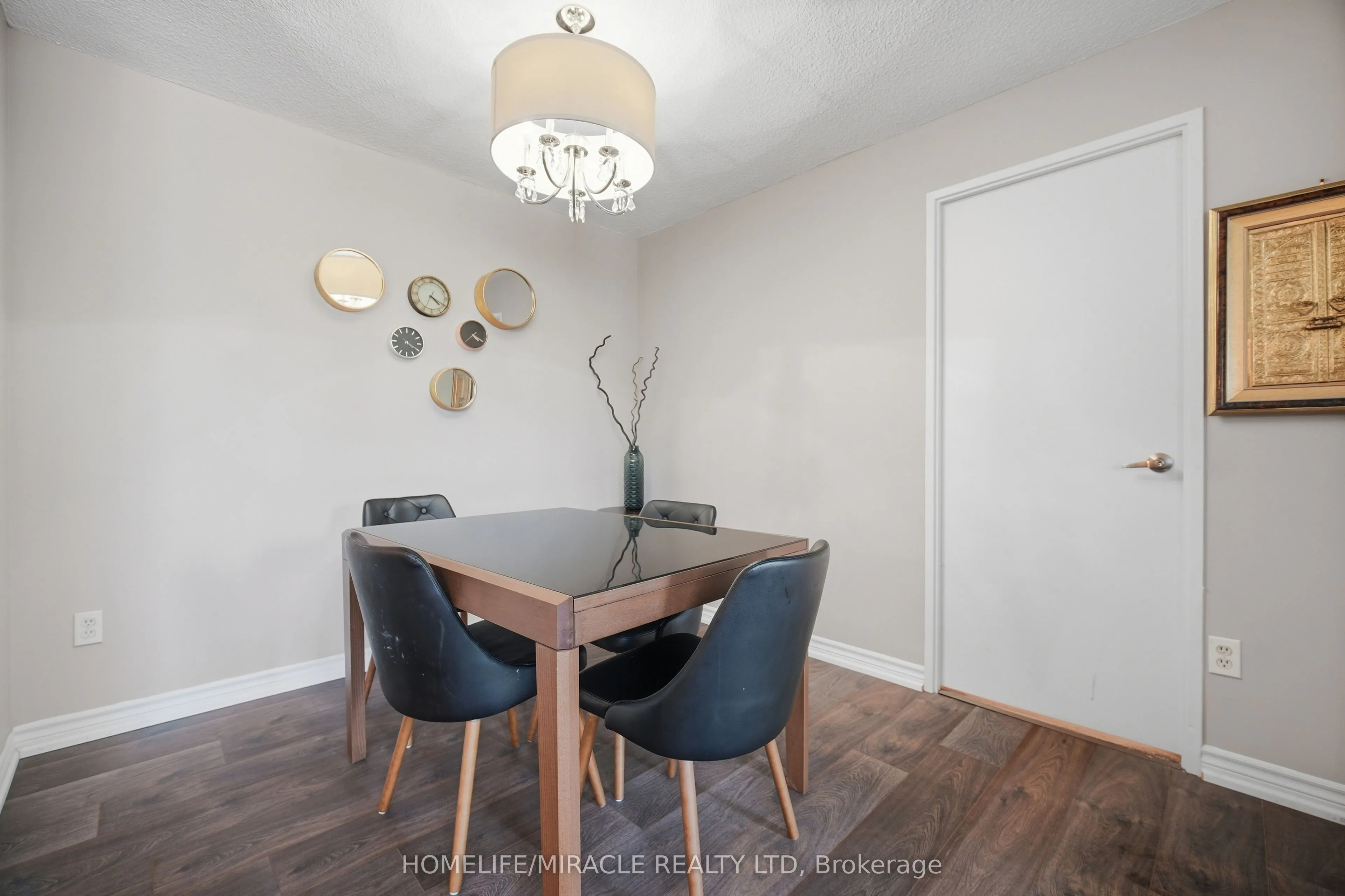 1320 Mississauga Valley Boulevard #209