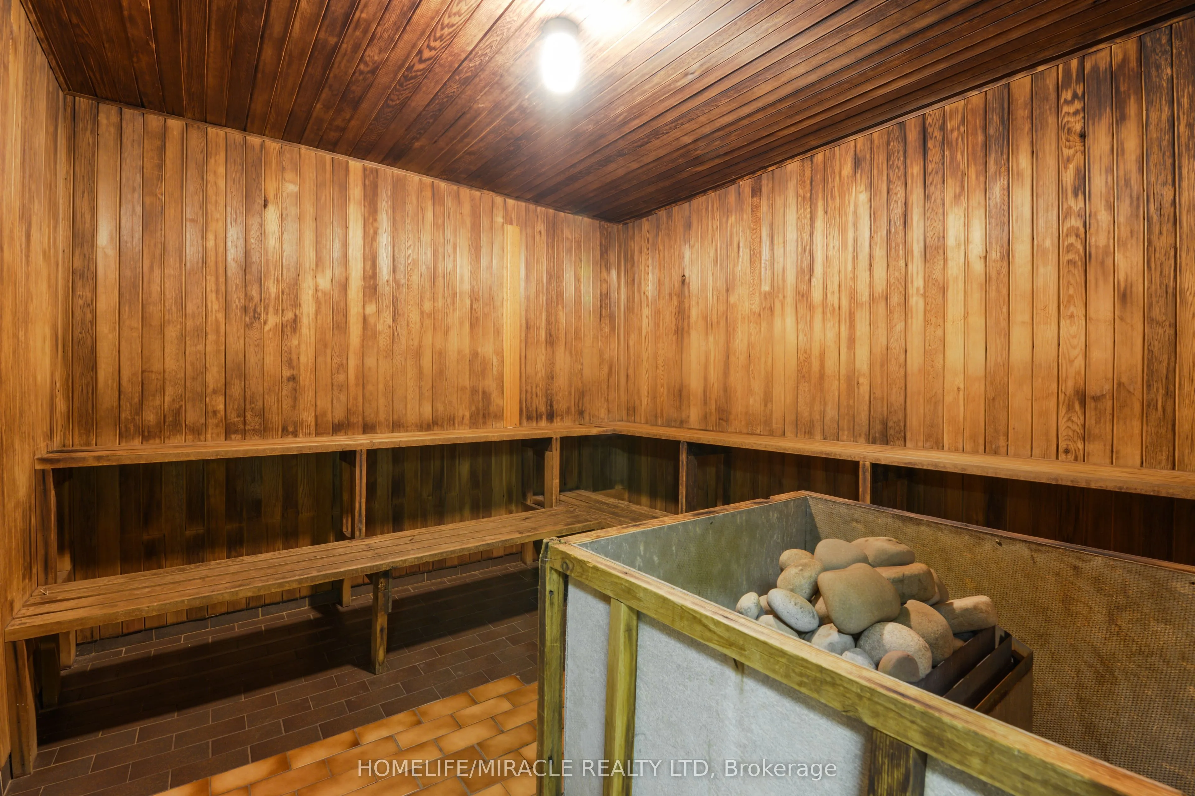 1320 Mississauga Valley Boulevard #209