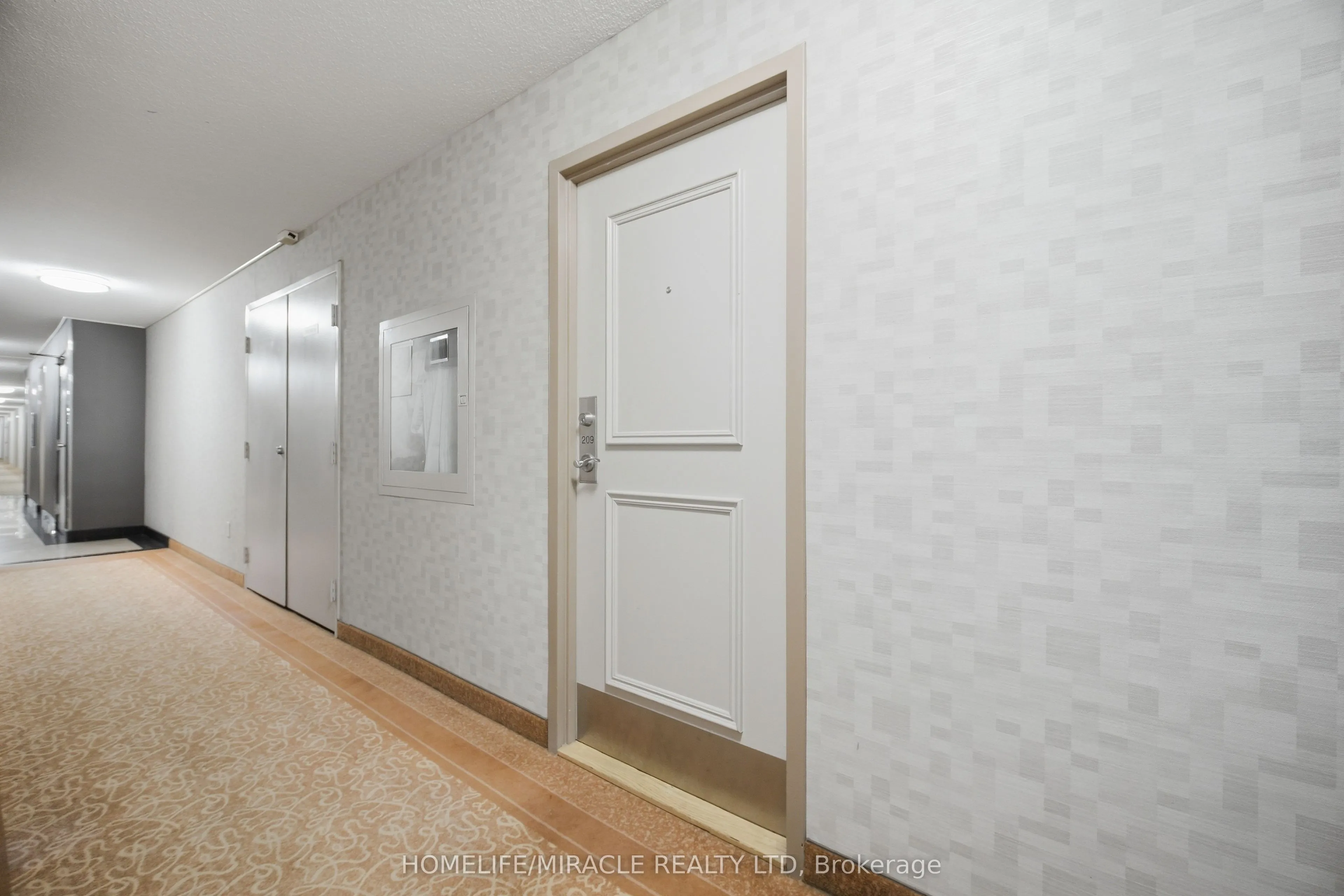 1320 Mississauga Valley Boulevard #209