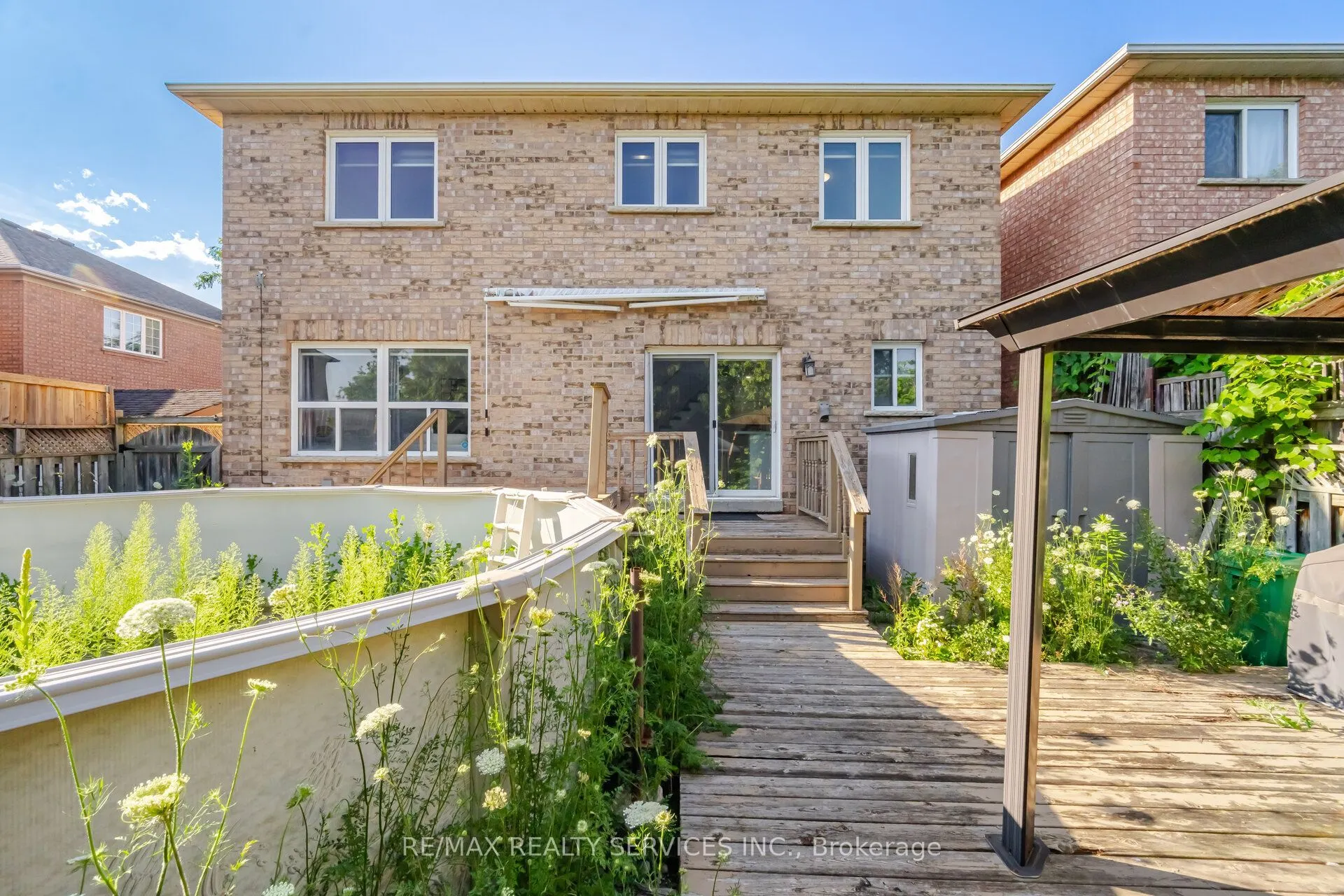 4 Sunnybrook Crescent
