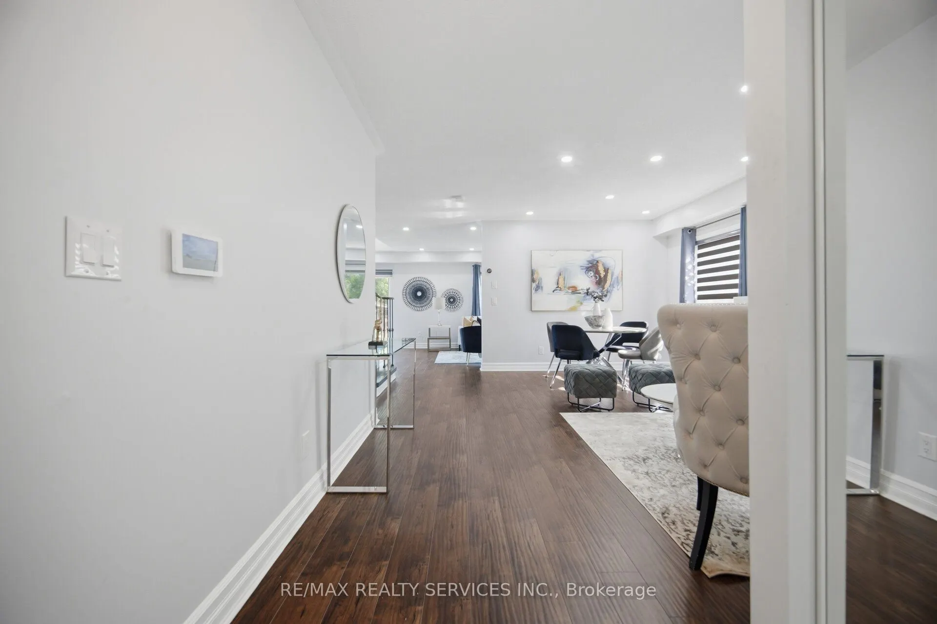 4 Sunnybrook Crescent
