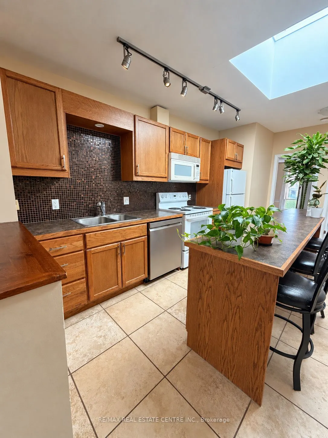 167 Broadway S #3
