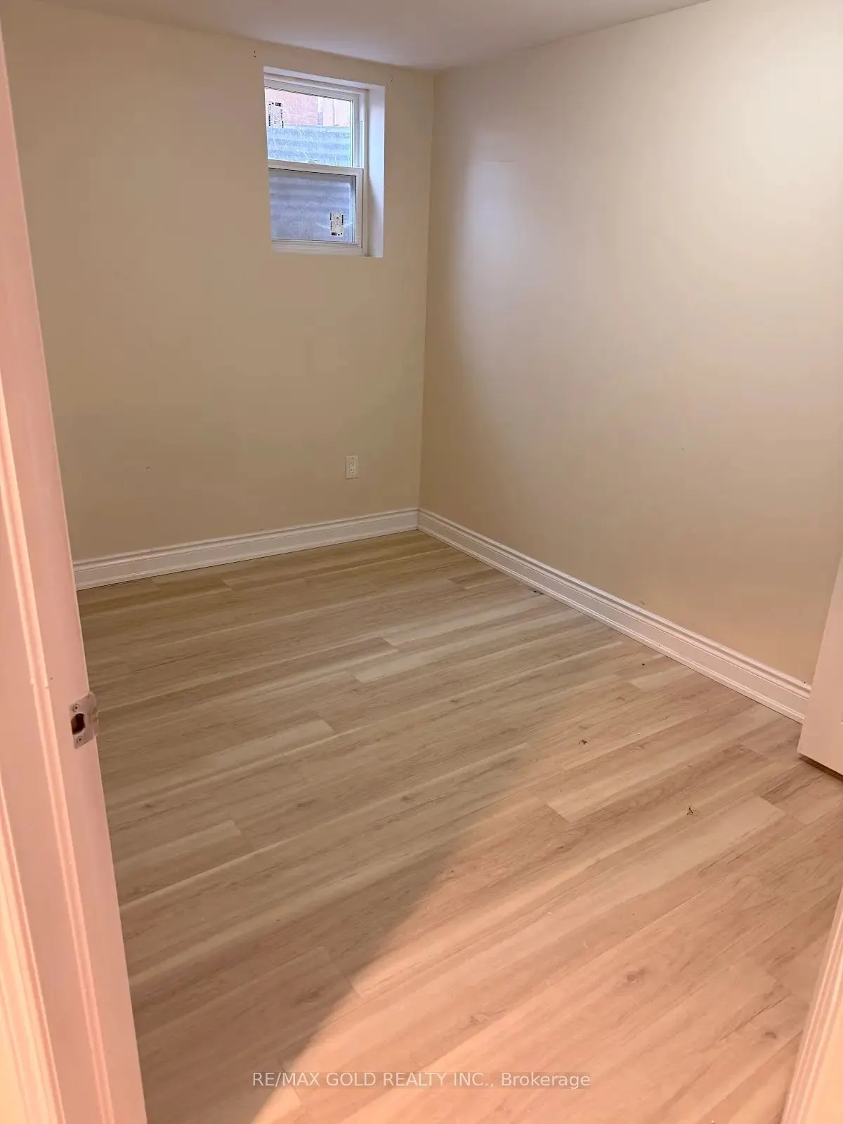9 Dunlop Court #Bsmt