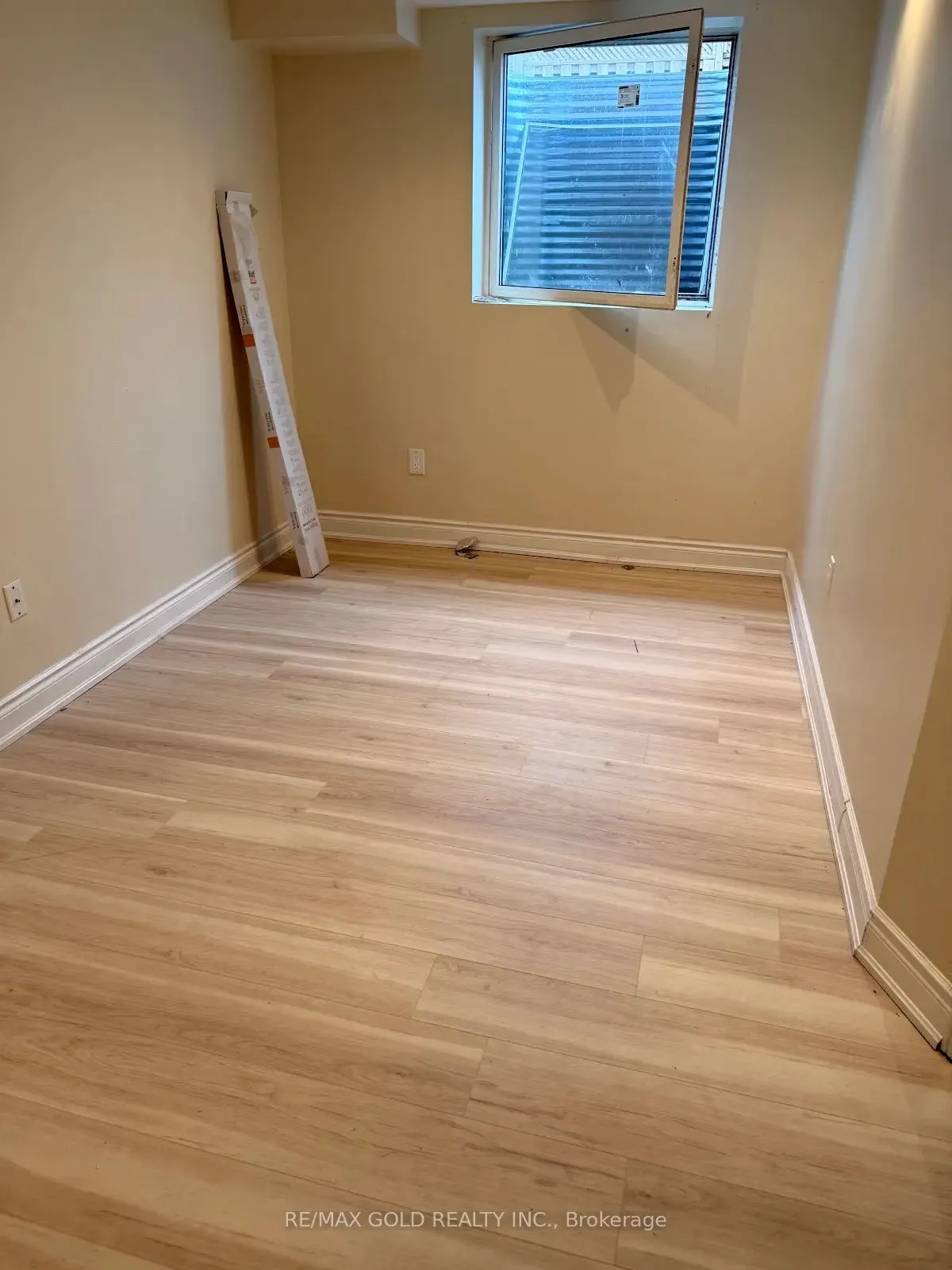 9 Dunlop Court #Bsmt