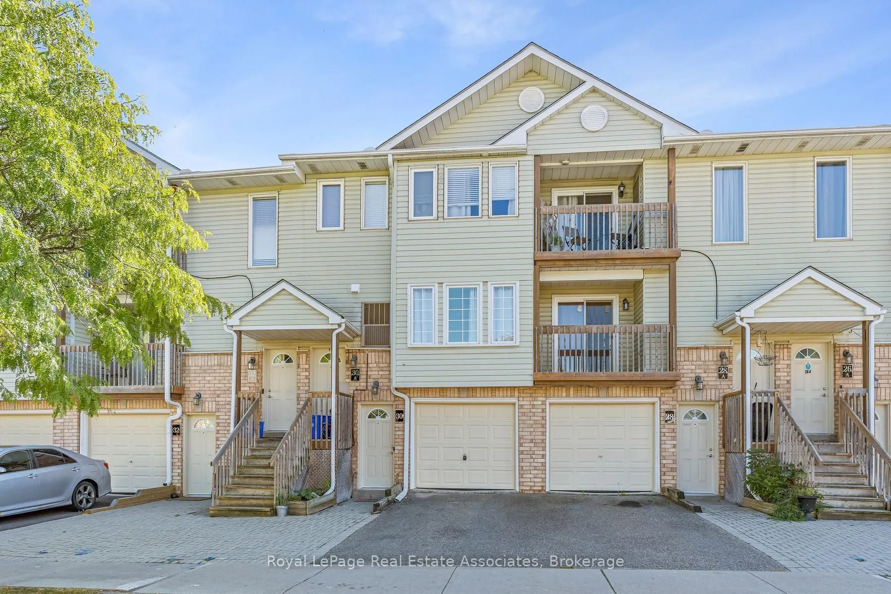 30 Stewart Maclaren Road #18