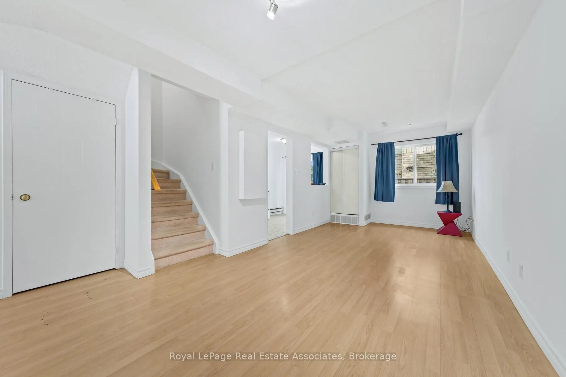 30 Stewart Maclaren Road #18