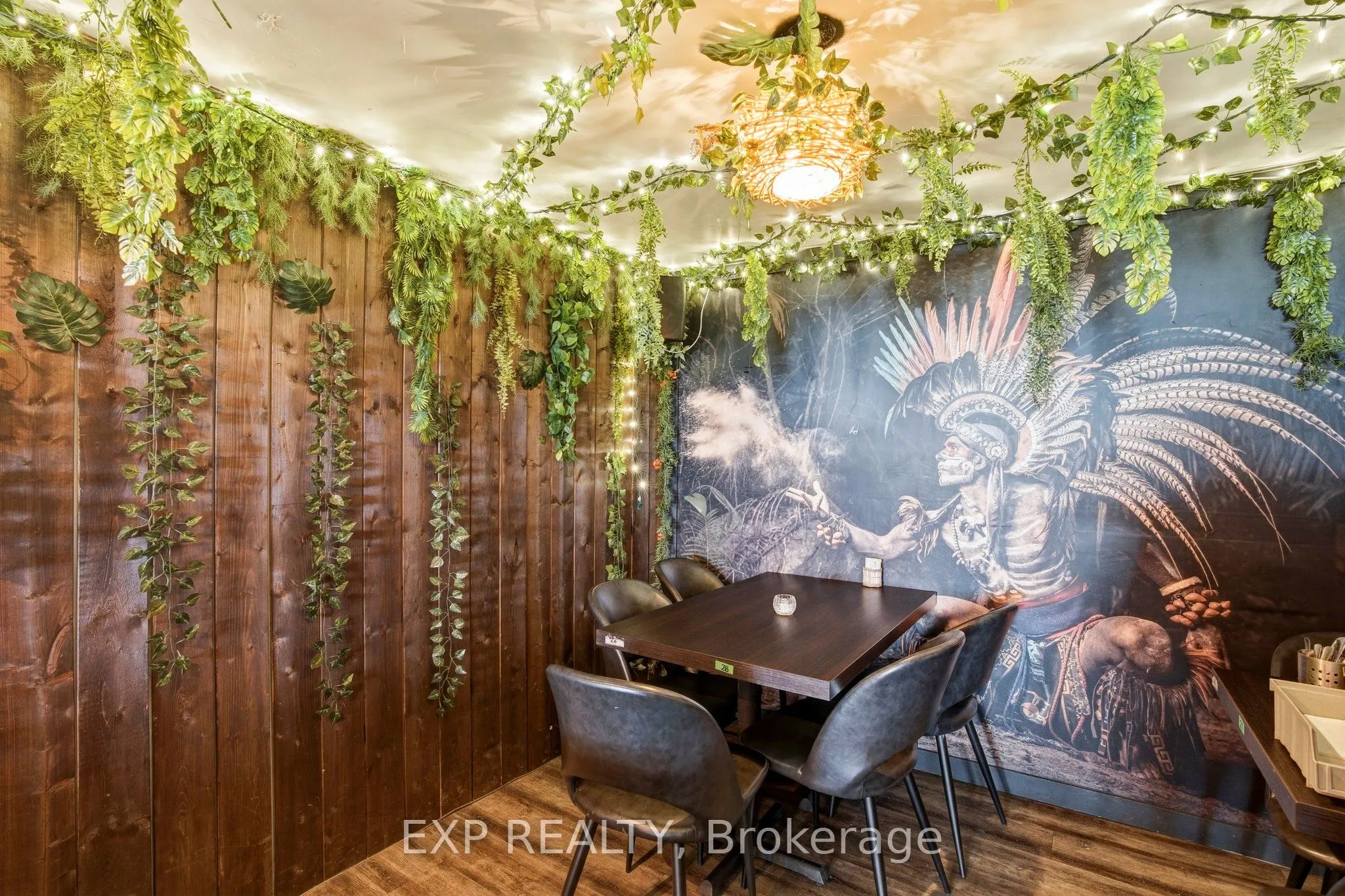 1263 Queen Street W