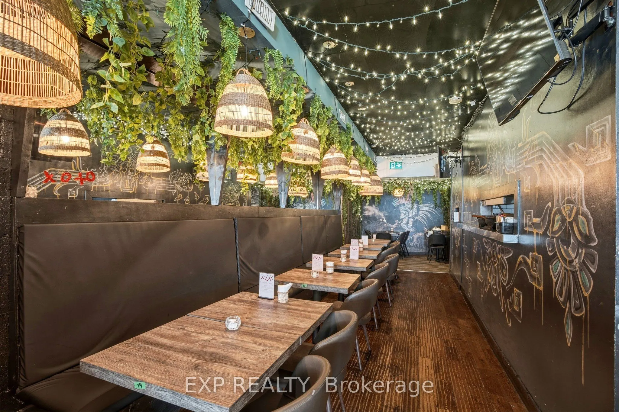1263 Queen Street W