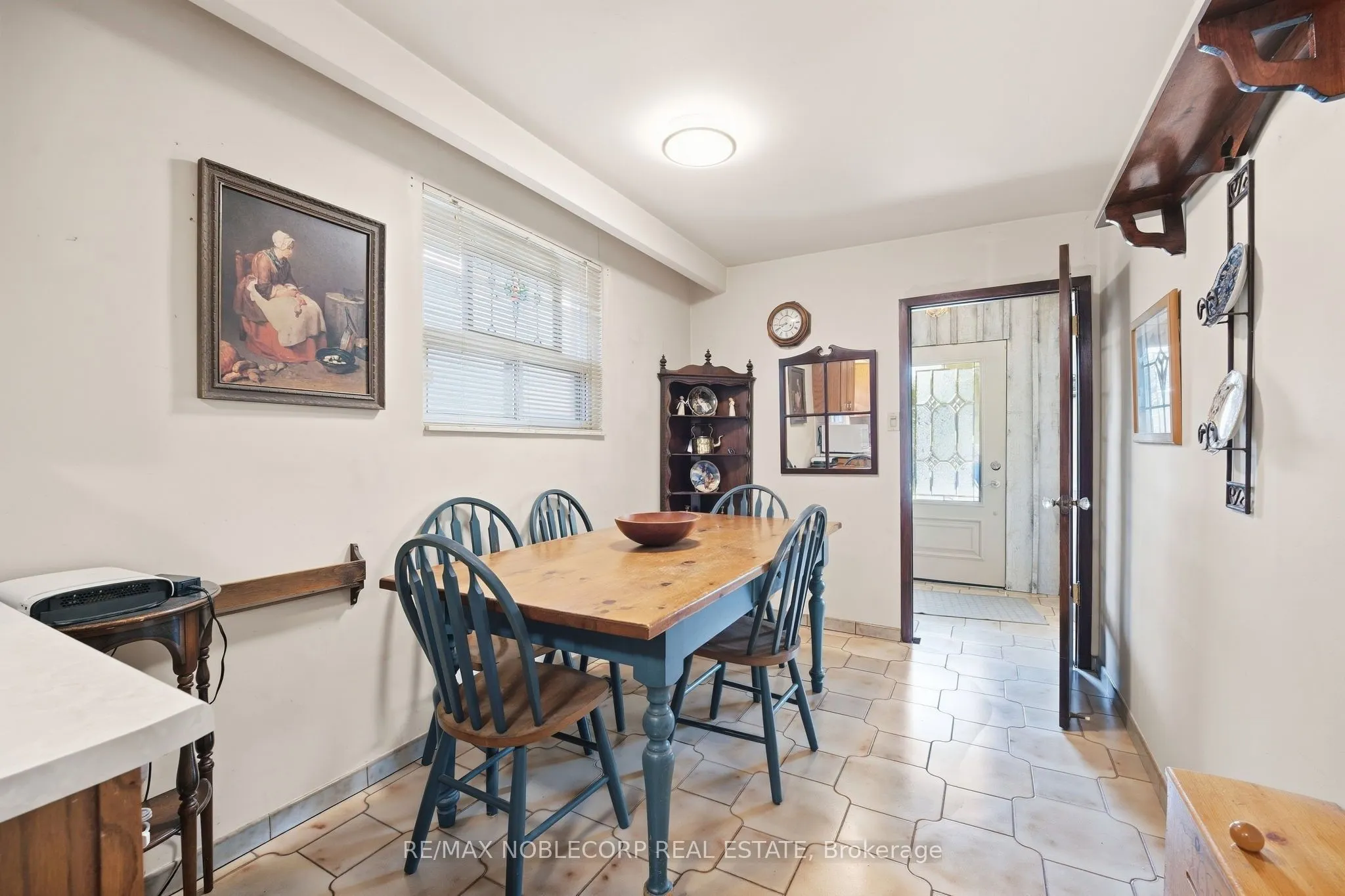 4 Warlingham Court