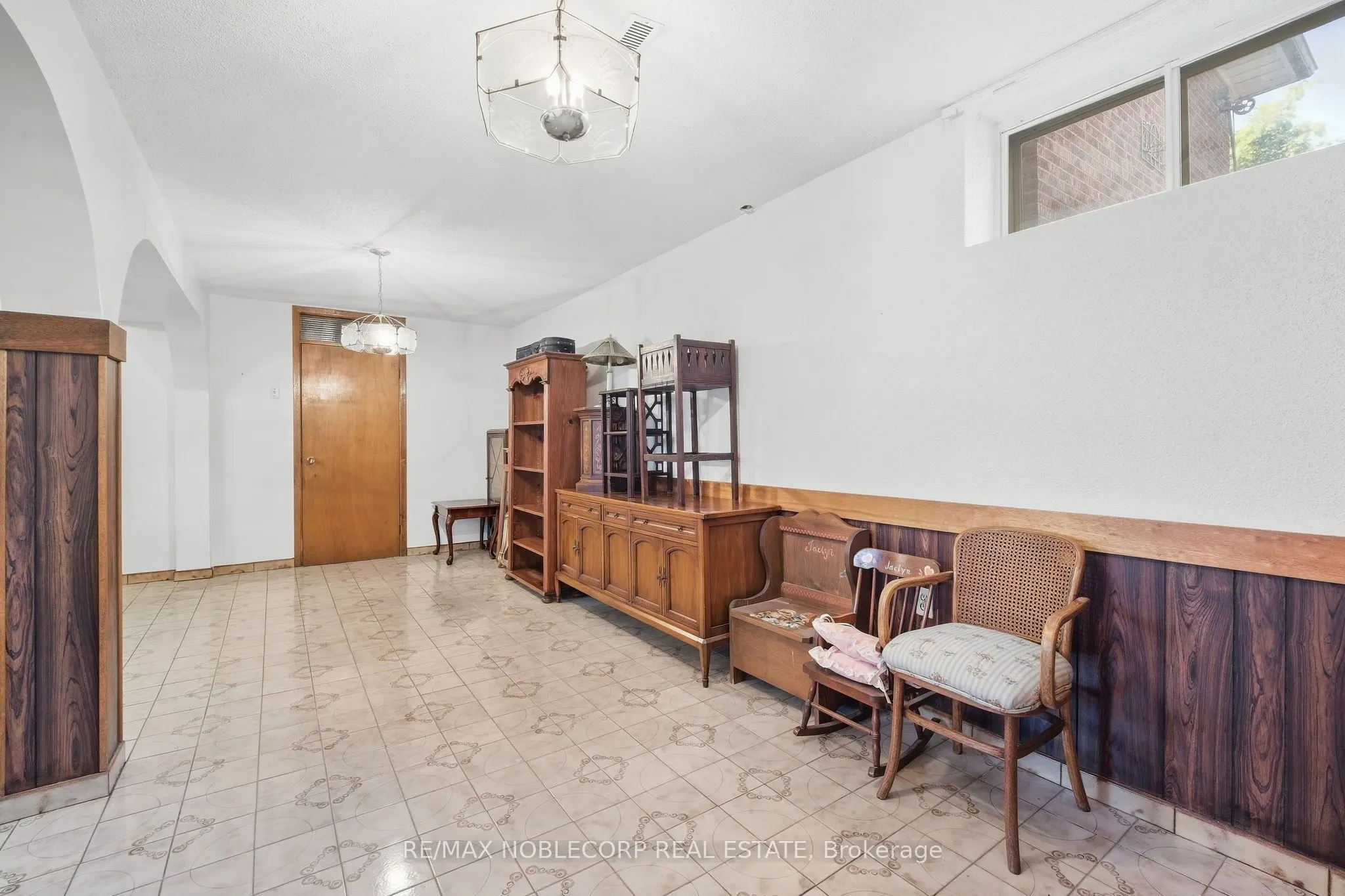 4 Warlingham Court