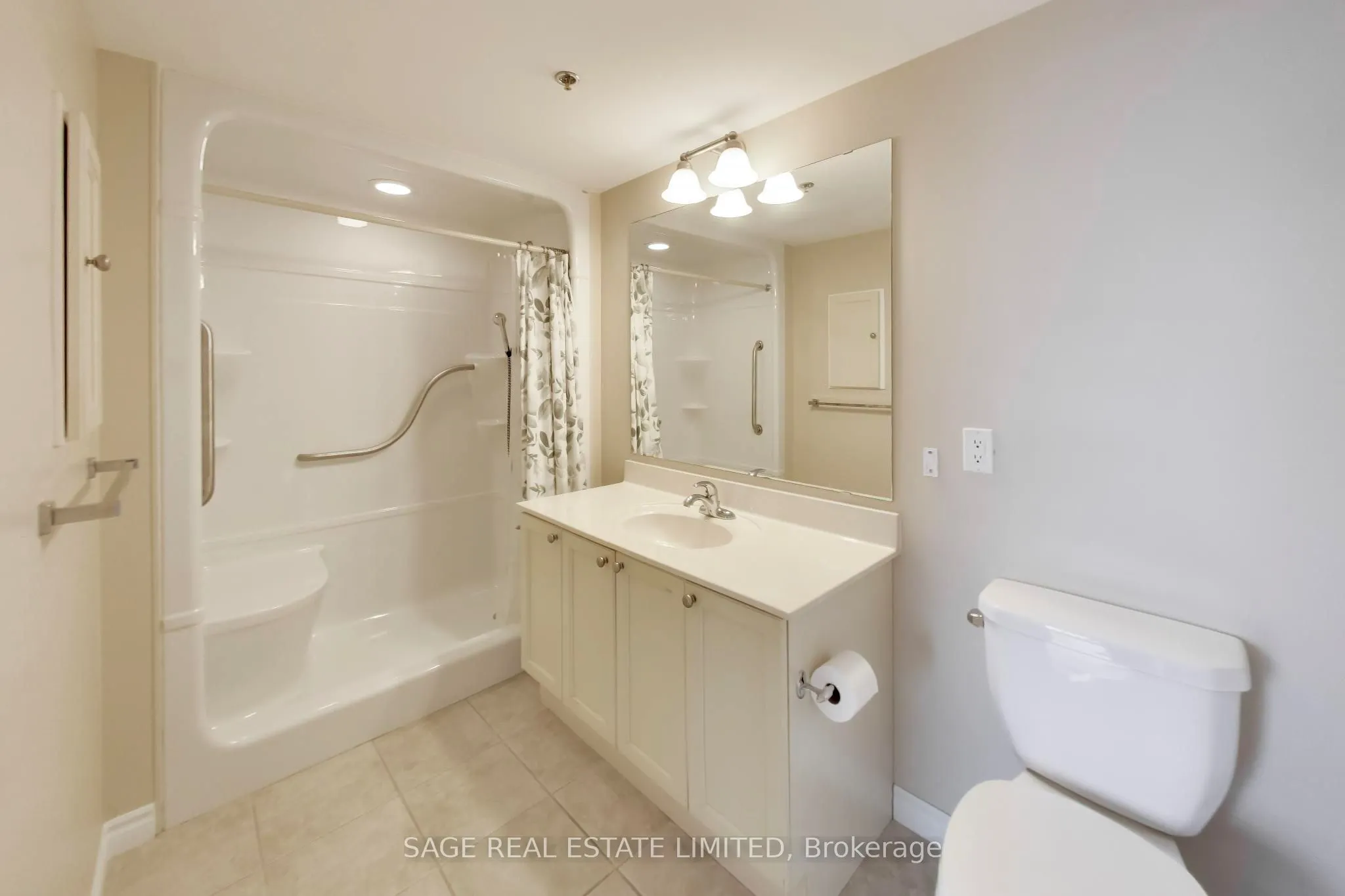 810 Scollard Court #902
