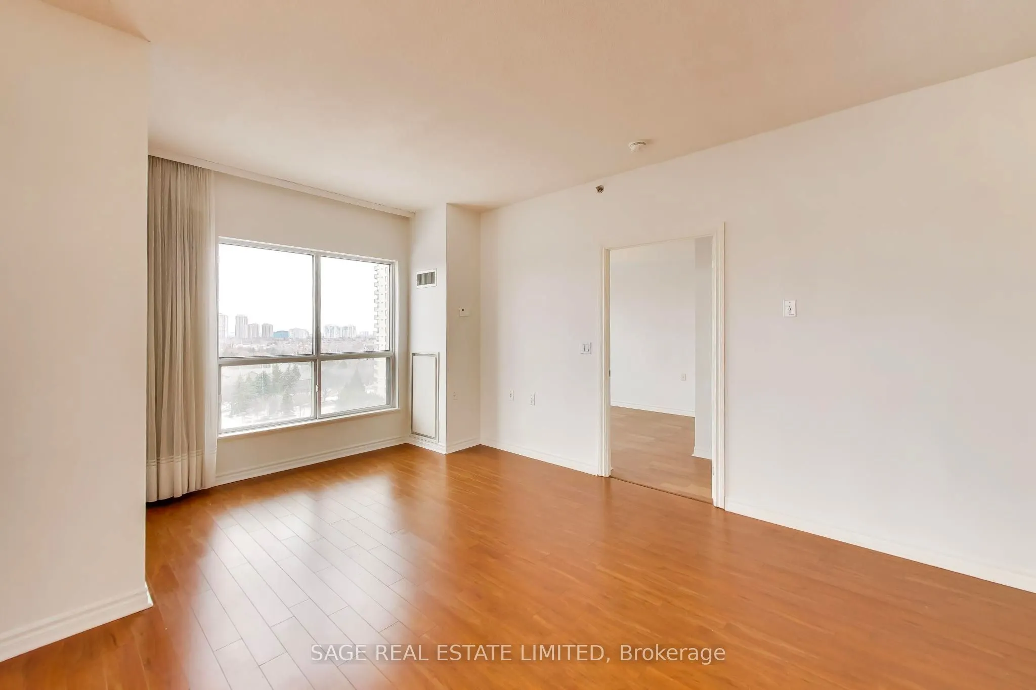 810 Scollard Court #902