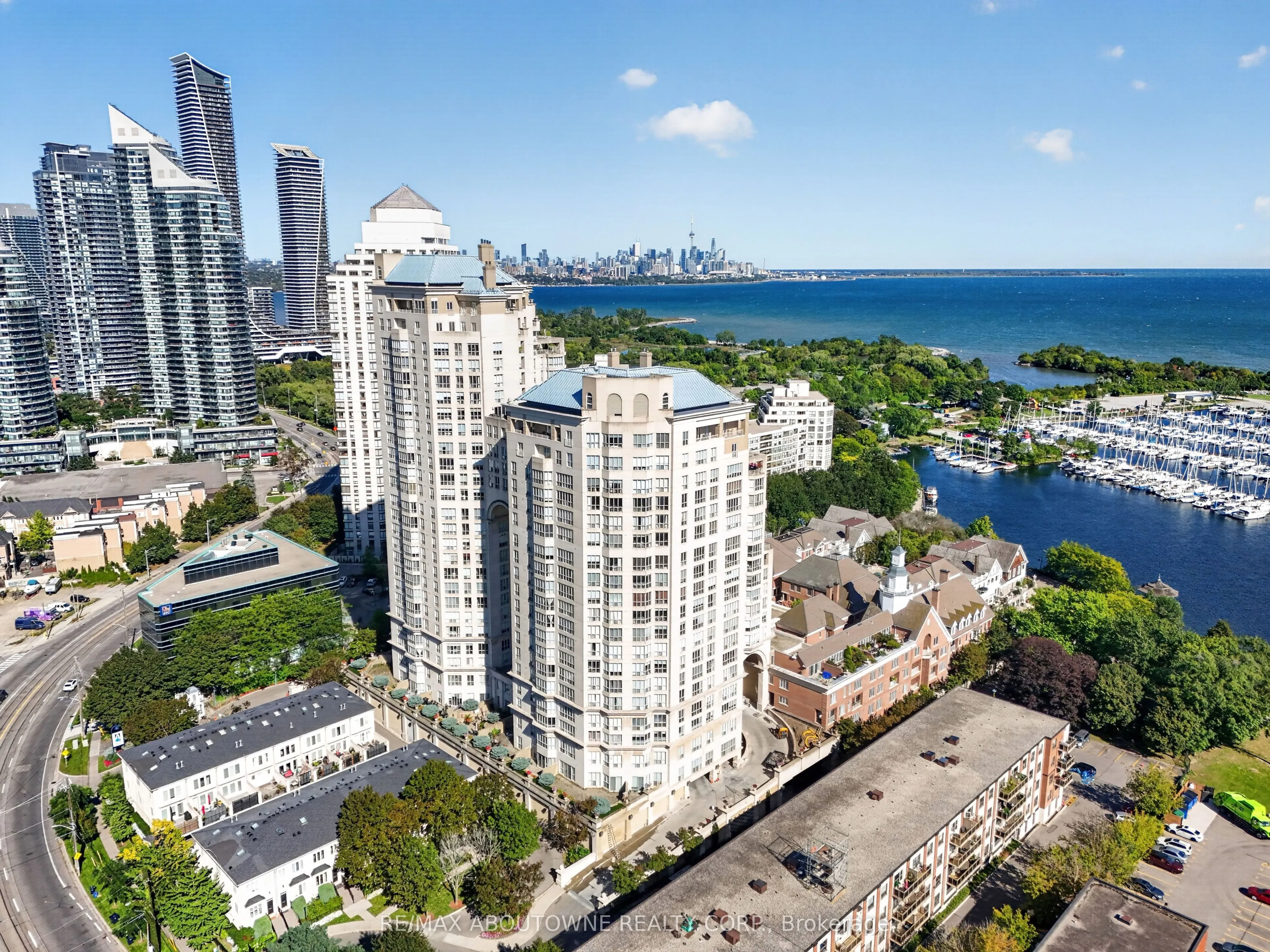 2287 Lake Shore Road W #301