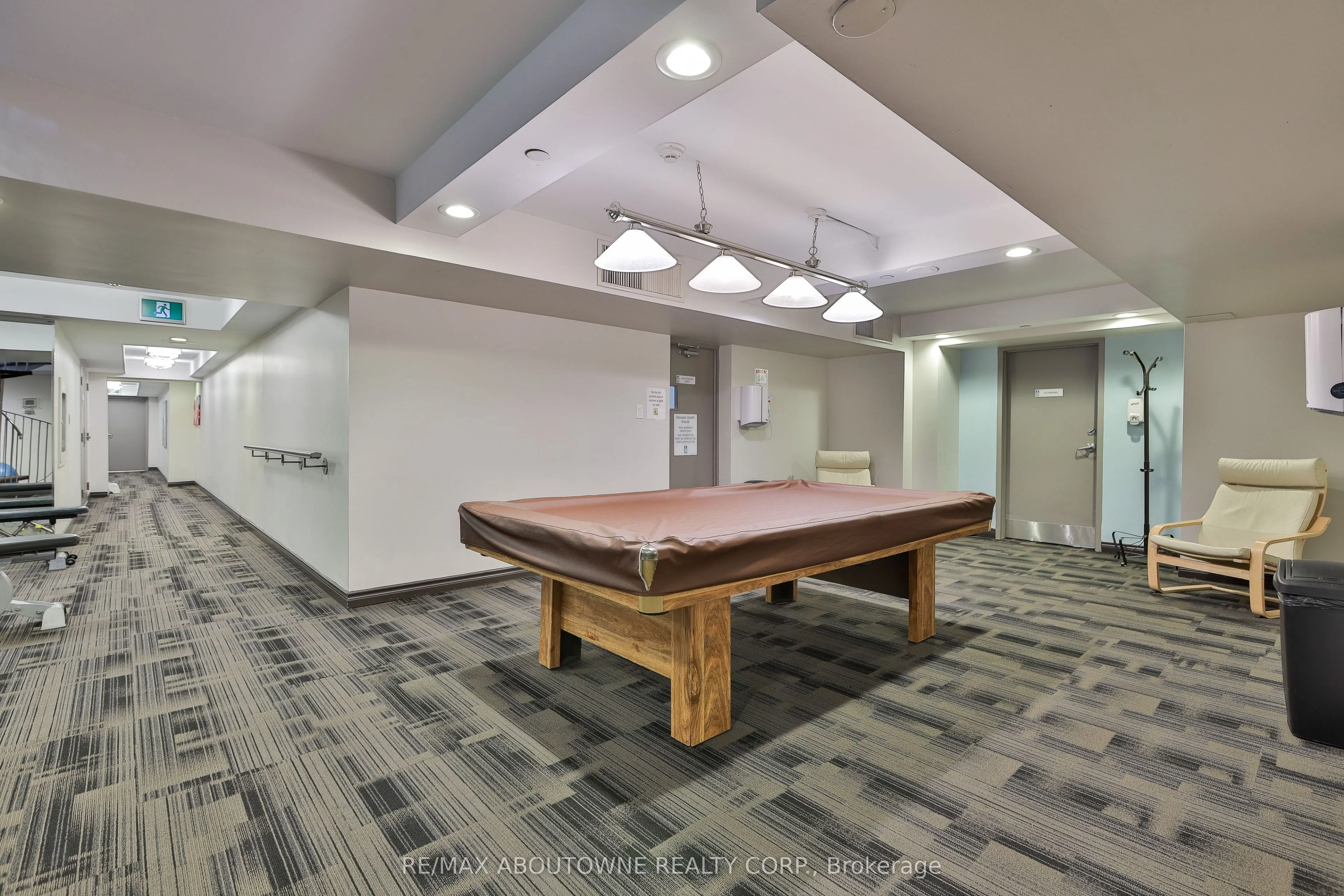 2287 Lake Shore Road W #301