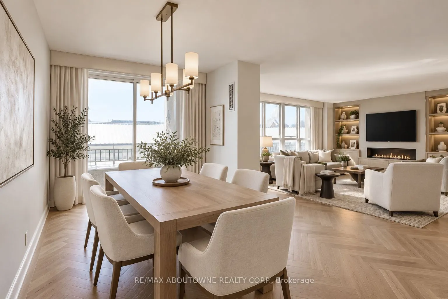 2287 Lake Shore Road W #301