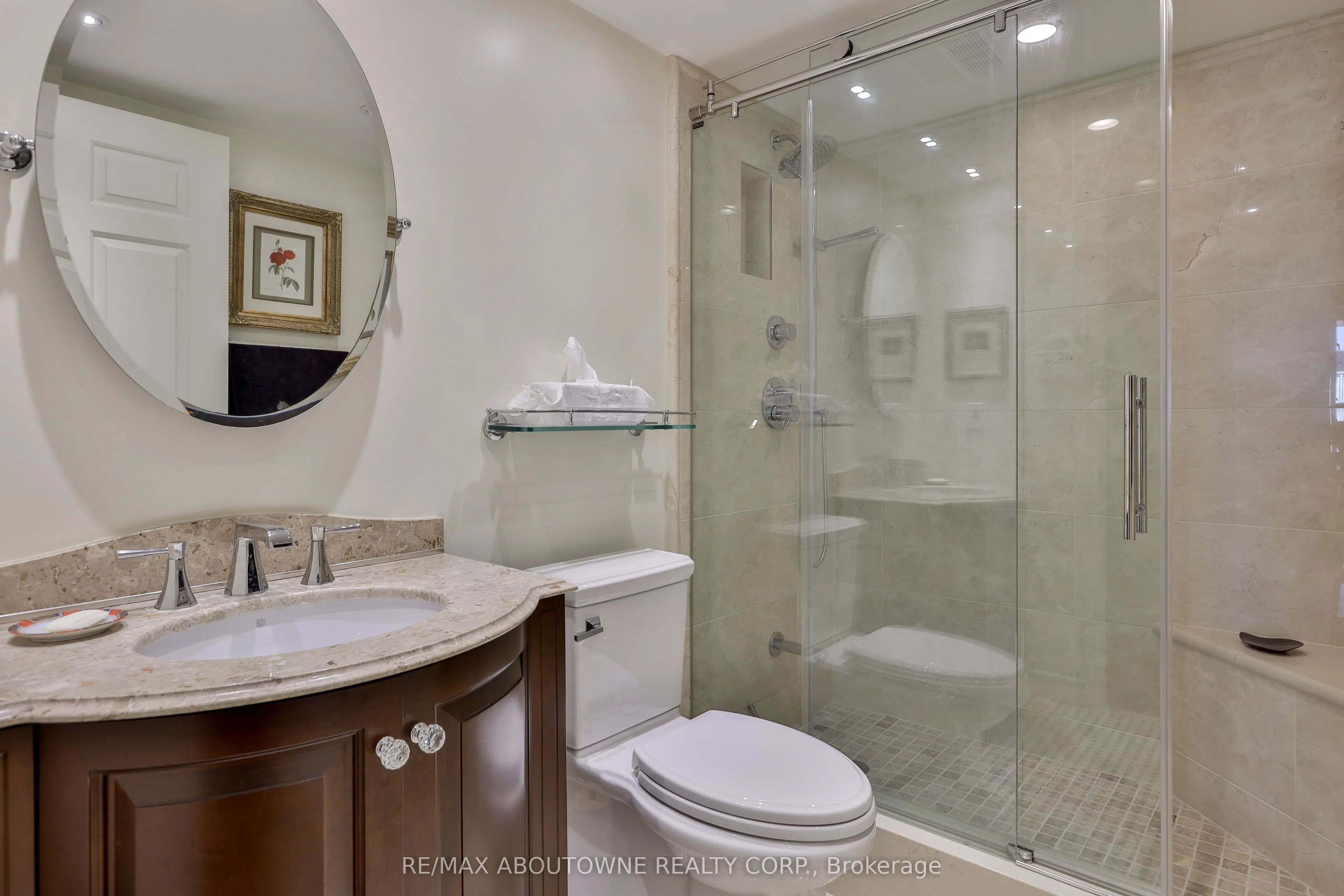 2287 Lake Shore Road W #301