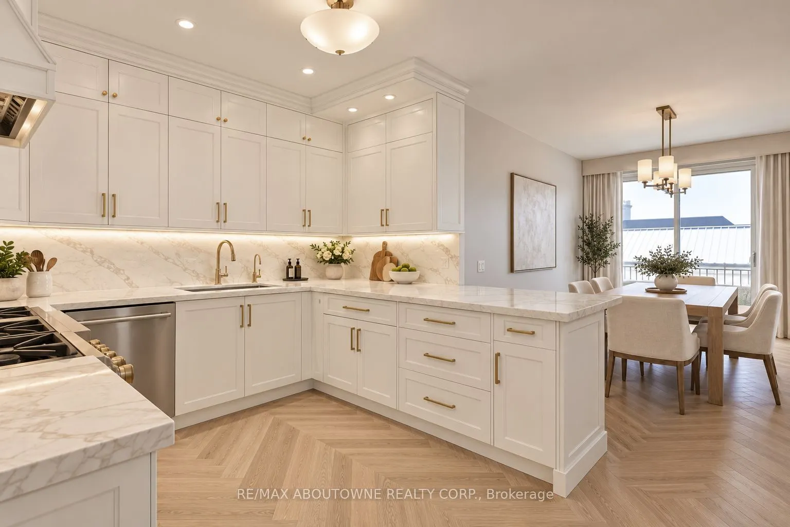 2287 Lake Shore Road W #301