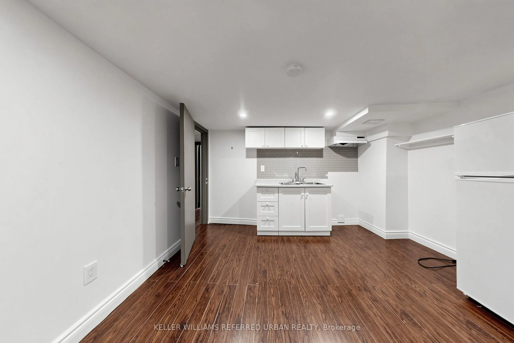 1218 Bloor Street W