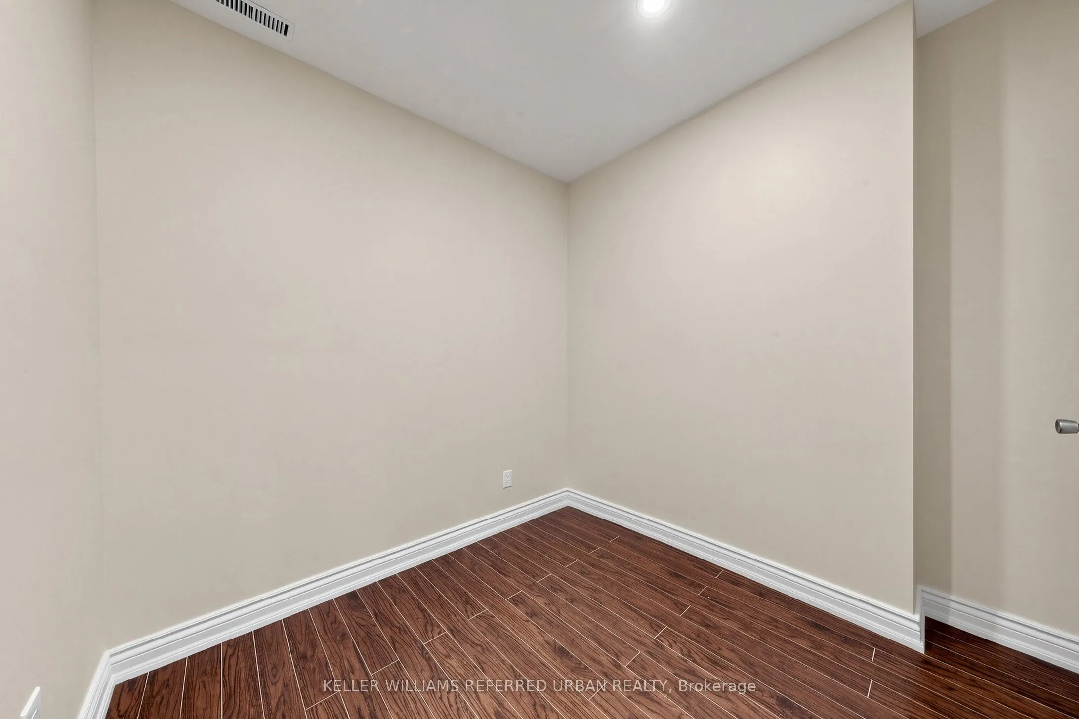 1218 Bloor Street W